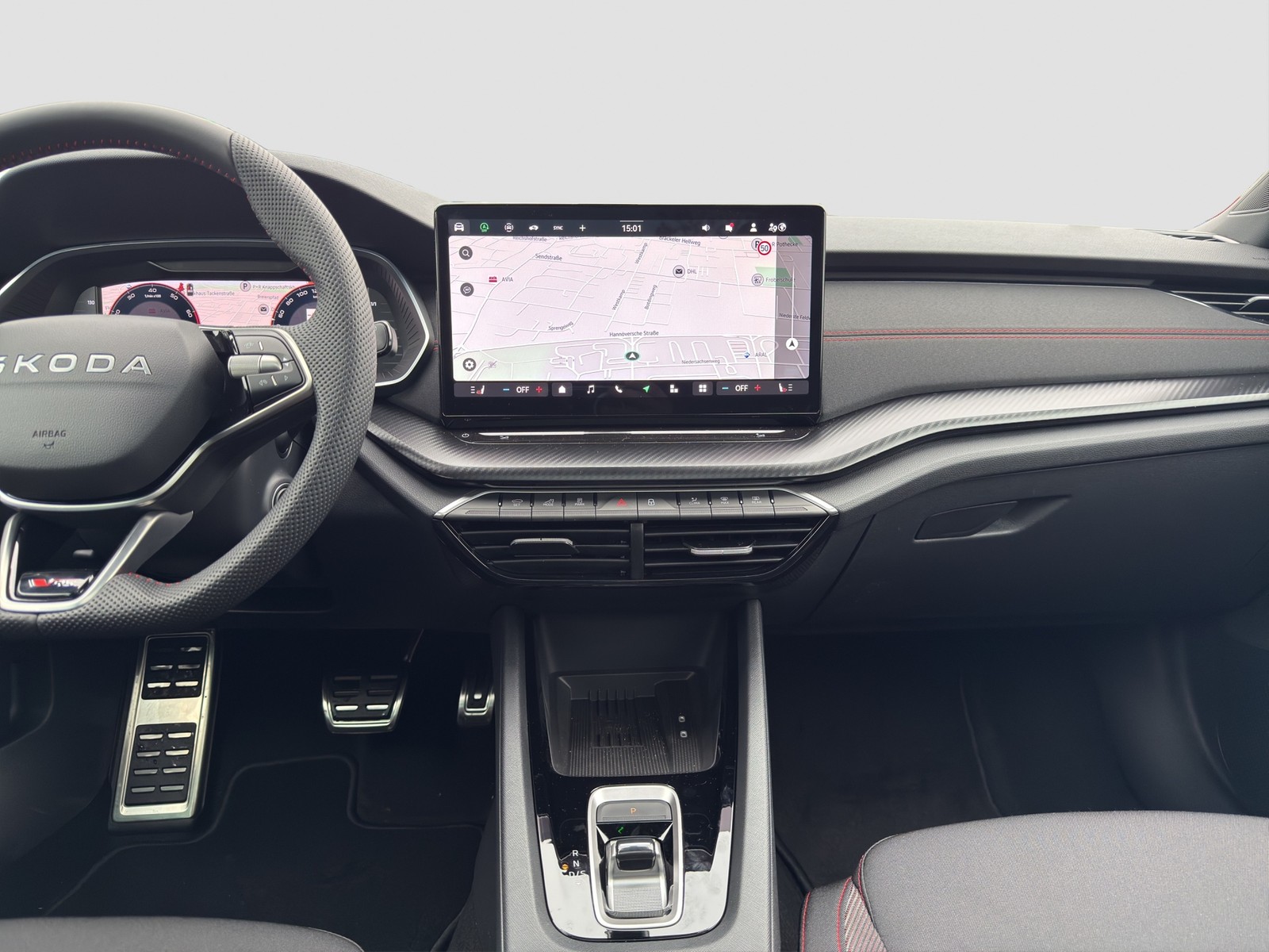 Skoda Octavia Combi 2.0 RS PANO AHK CAM ACC LM18 NAVI