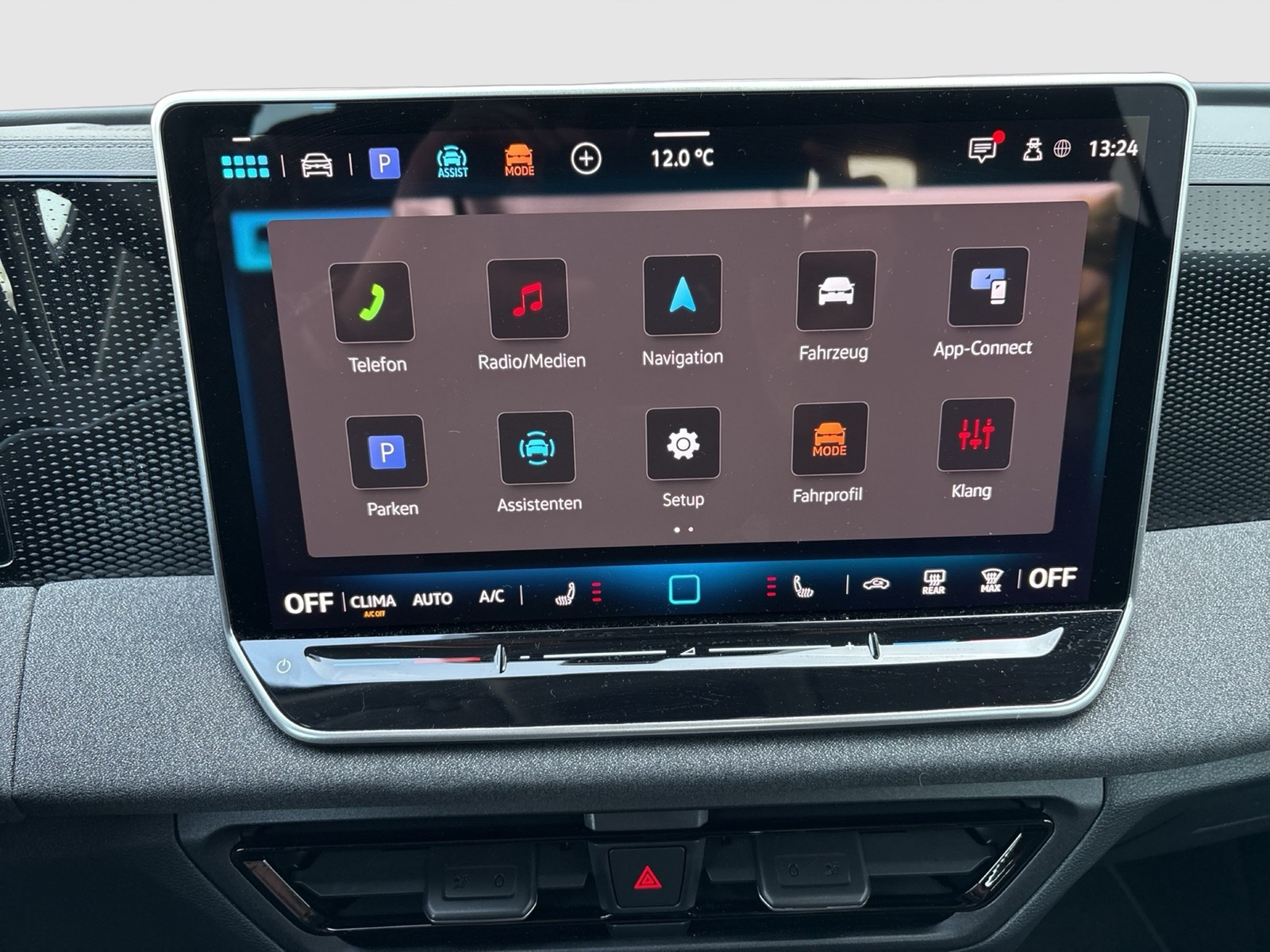 Volkswagen Tiguan 1.5 eTSI AHK CAM NAVI LM17 CARPLAY SITZHZ