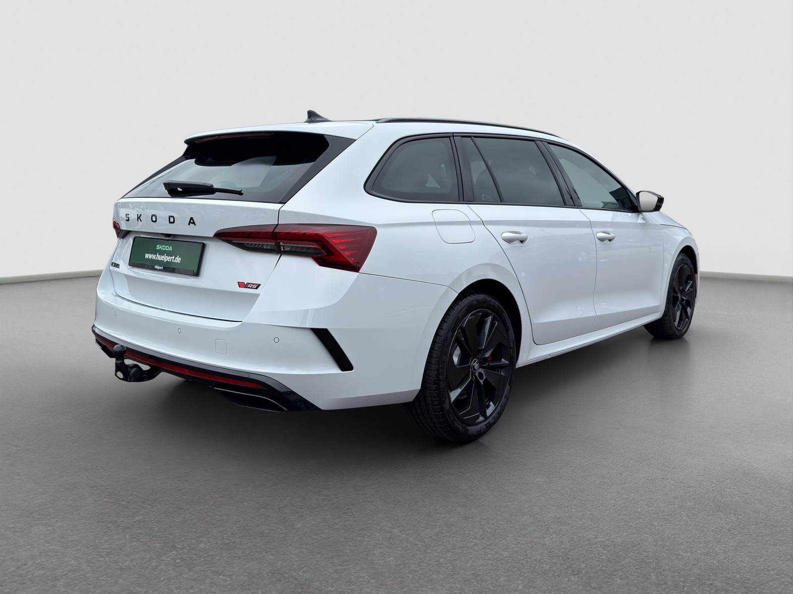 Skoda Octavia Combi 2.0 RS PANO AHK CAM ACC LM18 NAVI