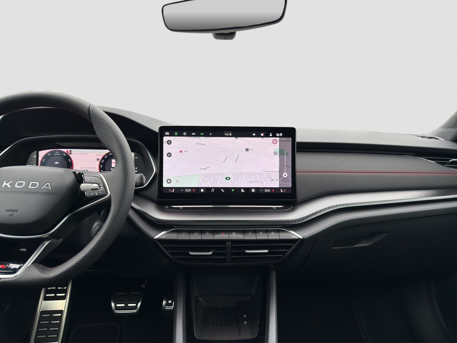 Skoda Octavia Combi 2.0 RS PANO AHK CAM ACC LM18 NAVI