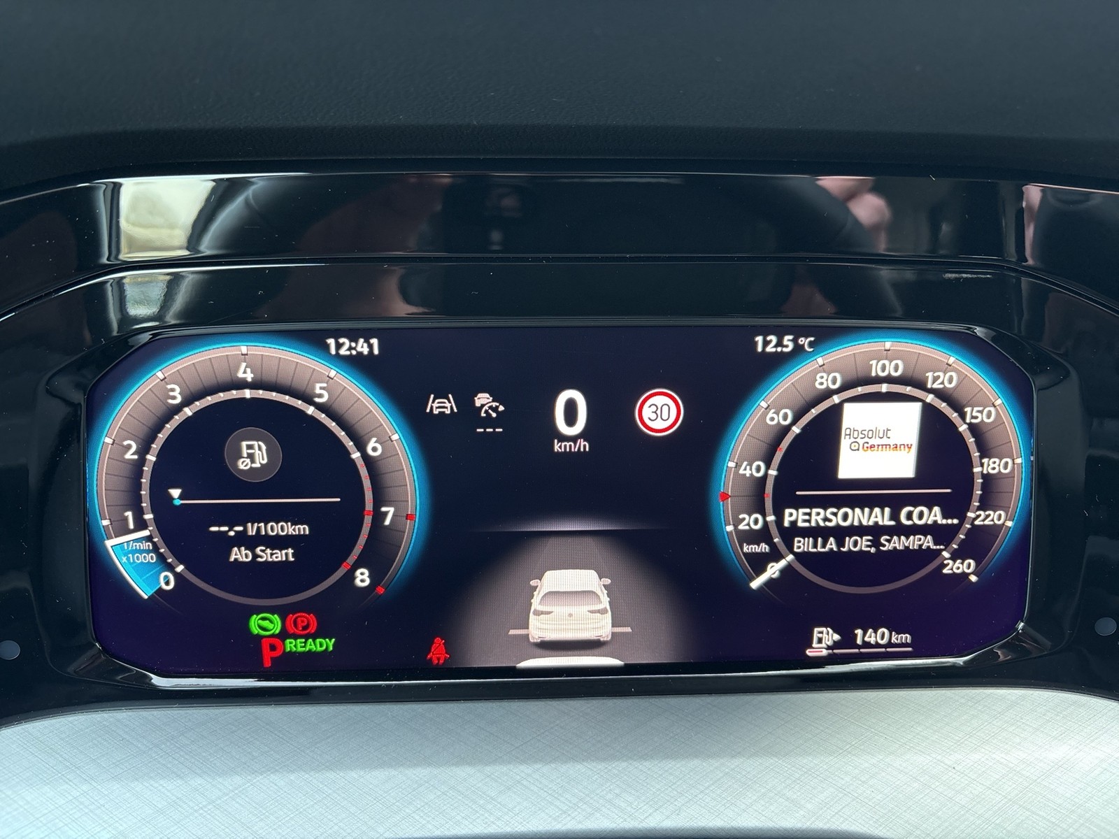 Volkswagen Golf VIII 1.5 eTSI LIFE FACELIFT ACC CARPLAY ALU
