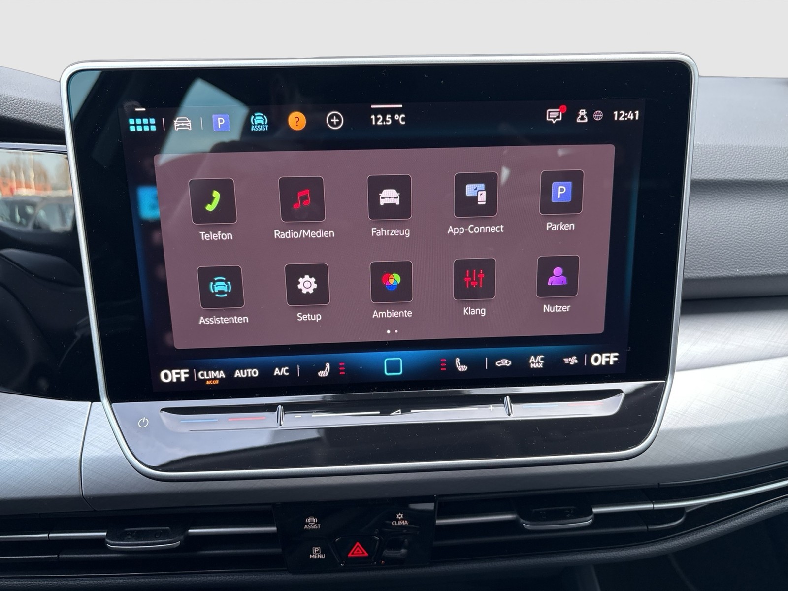 Volkswagen Golf VIII 1.5 eTSI LIFE FACELIFT ACC CARPLAY ALU