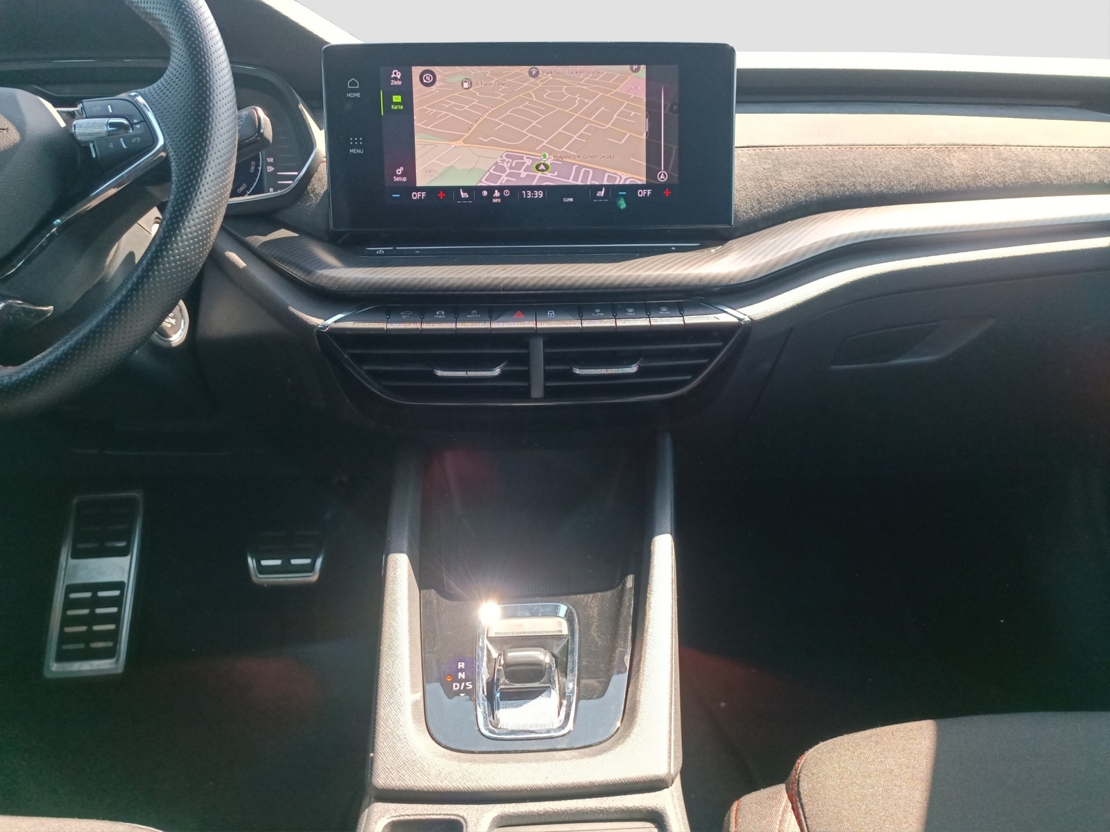 Skoda Octavia Combi 2.0 RS AHK LM18 NAVICOLUMBUS