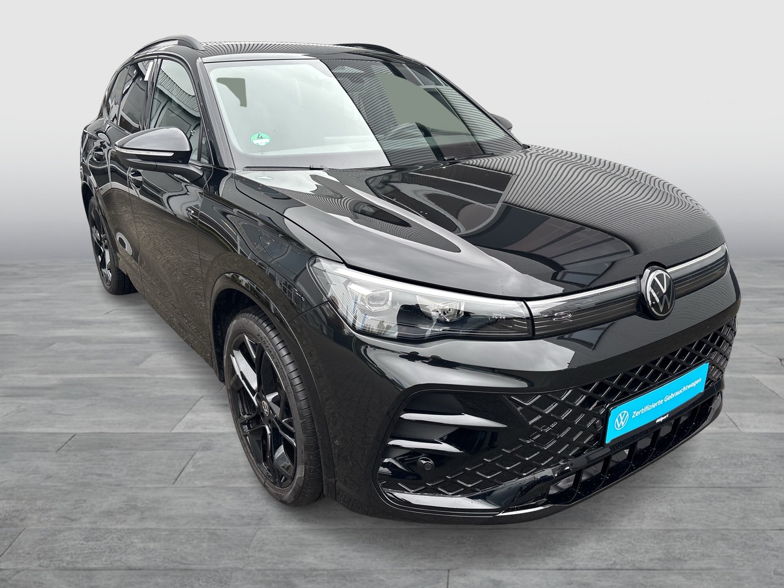 Volkswagen Tiguan 1.5 eTSI R-LINE NEUESMODELL LEDER AHK 20Z
