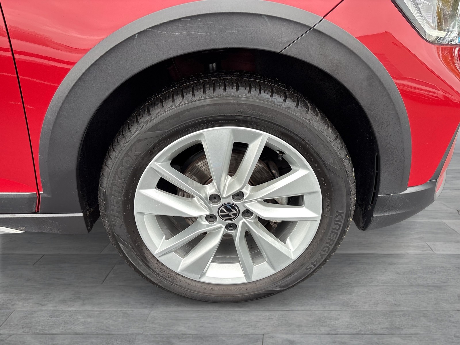 Volkswagen Taigo 1.0 MOVE CAM LM17 NAVI CARPLAY SITZHEIZUNG