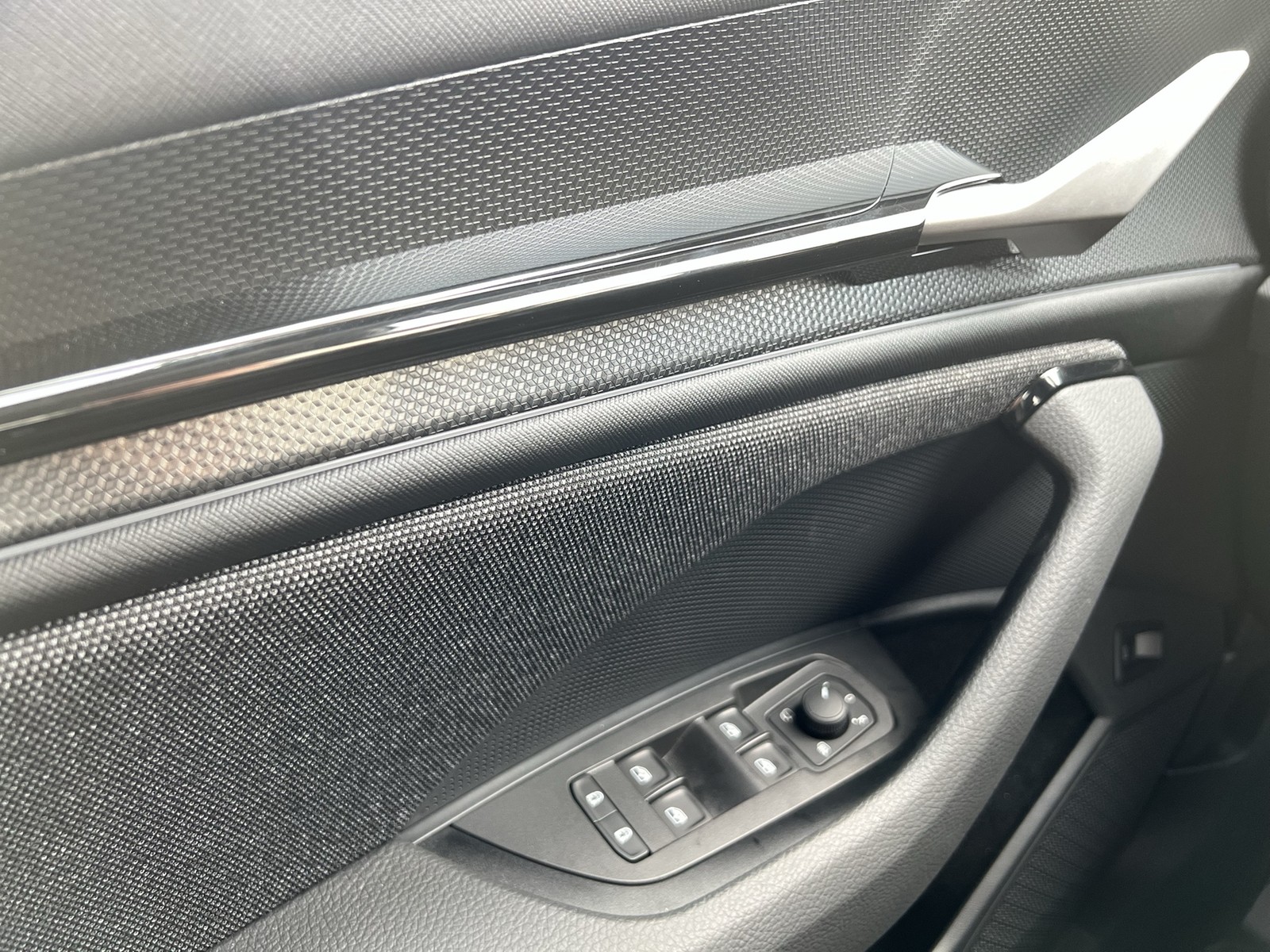 Skoda Kodiaq 2.0 SELECTION AHK 360°CAM HEAD-UP MATRIX