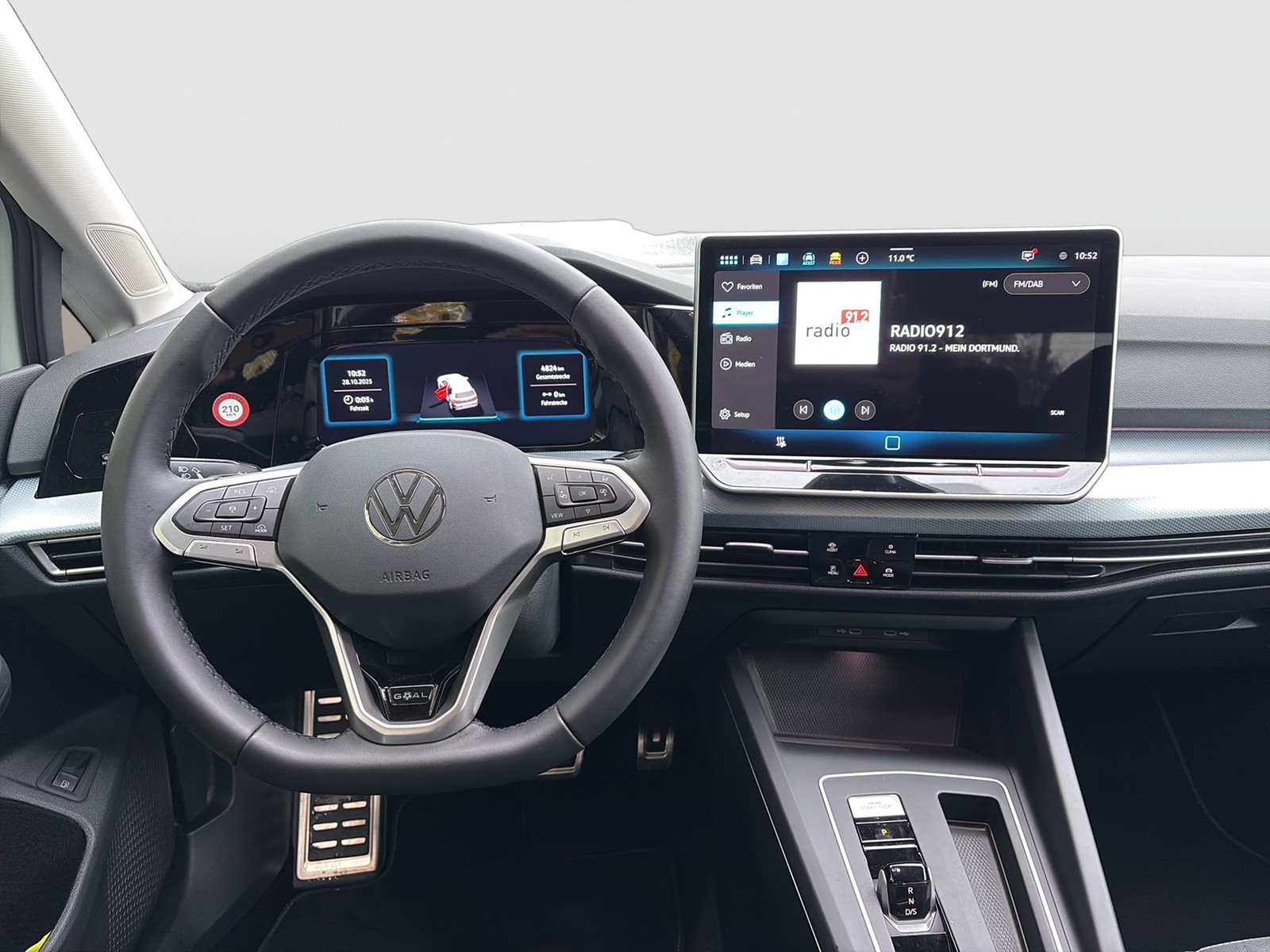 Volkswagen Golf VIII 1.5 HYBRID GOAL FACELIFT ACC LM17