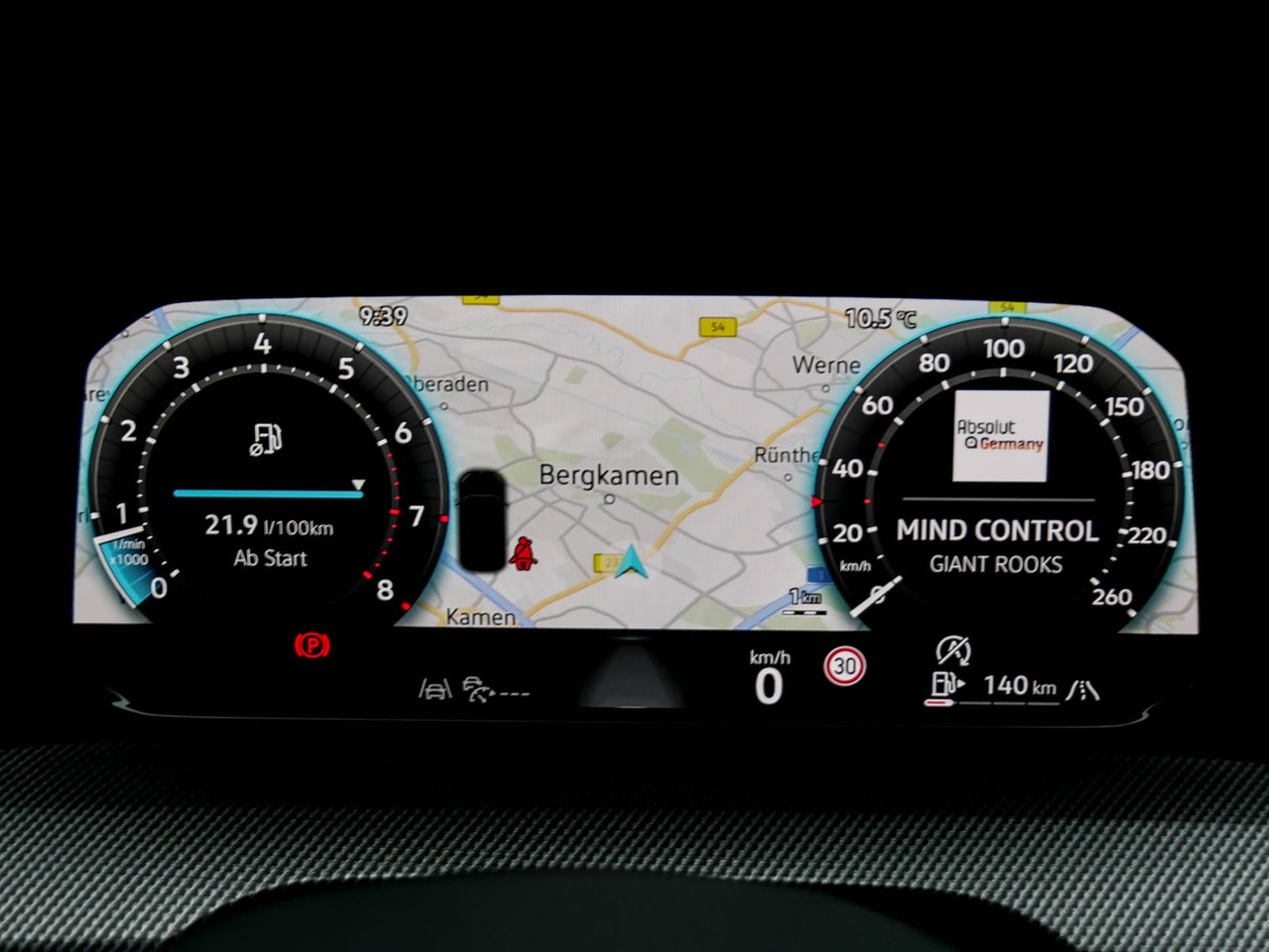 Volkswagen Golf Variant VIII 1.5 R-LINE FACELIFT CAM ACC