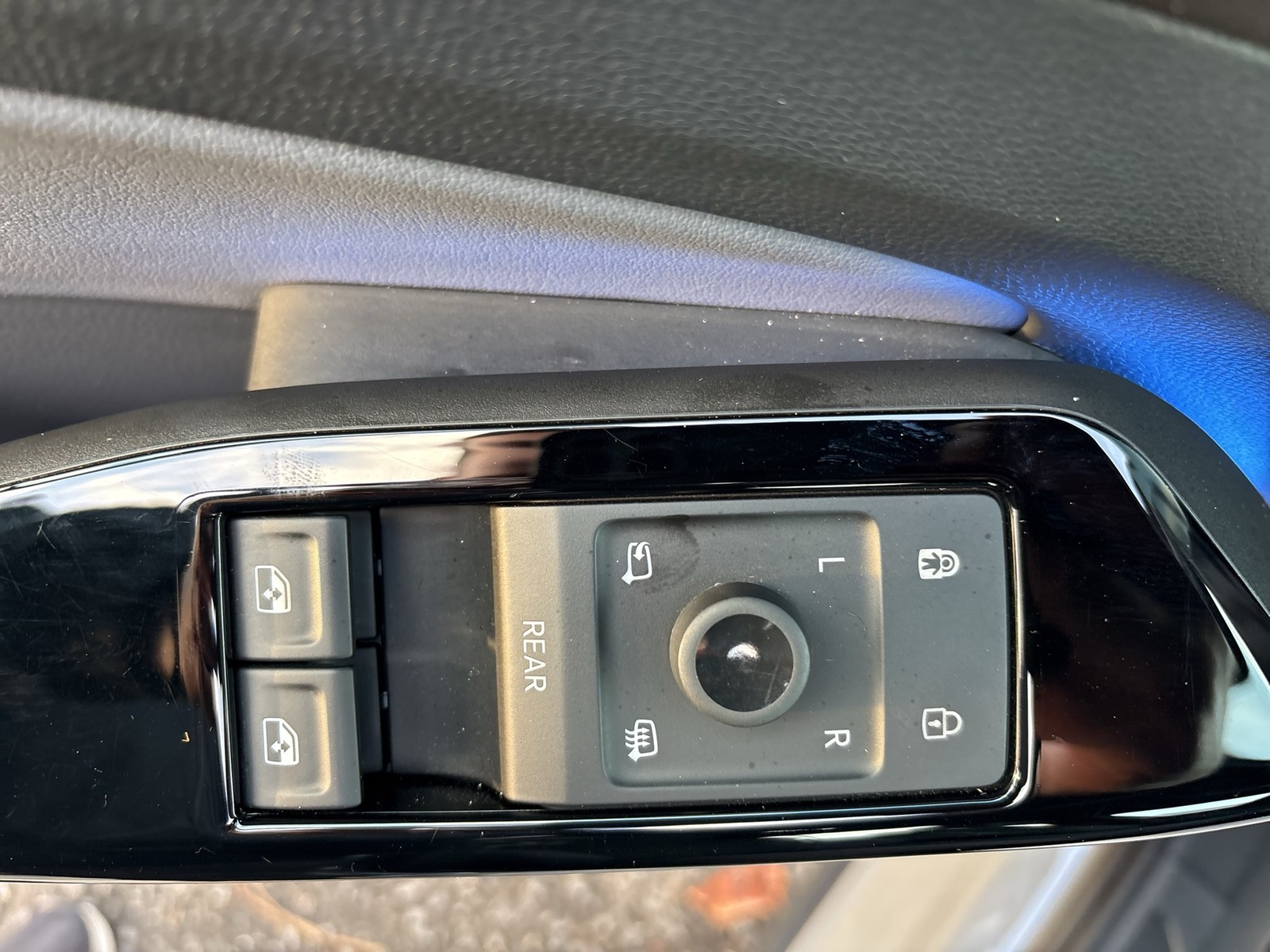 Volkswagen ID.4 PURE NAVI CARPLAY SITZHEIZUNG LED