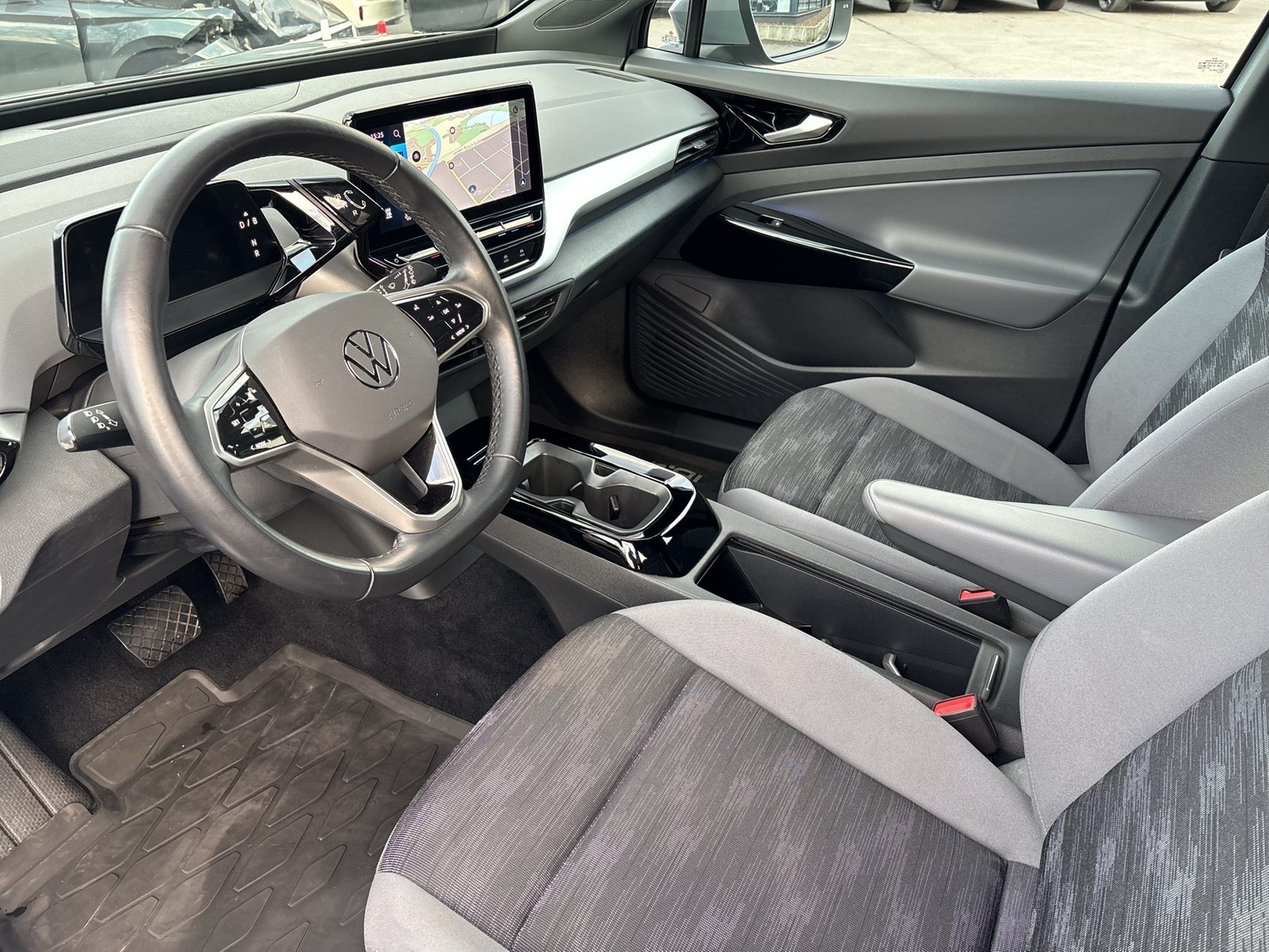 Volkswagen ID.4 PURE NAVI CARPLAY SITZHEIZUNG LED