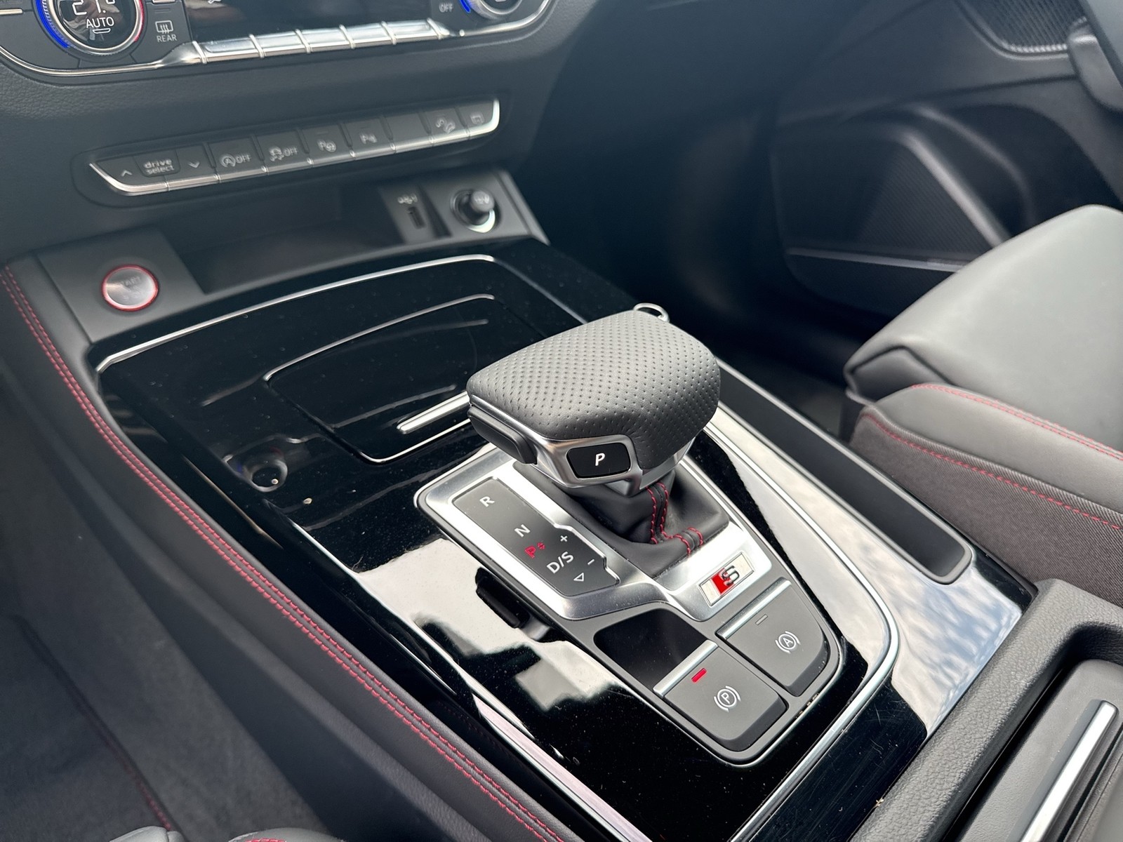 Audi SQ5 Qu. PANO STANDHZ. B&O AHK 360°CAM LM21