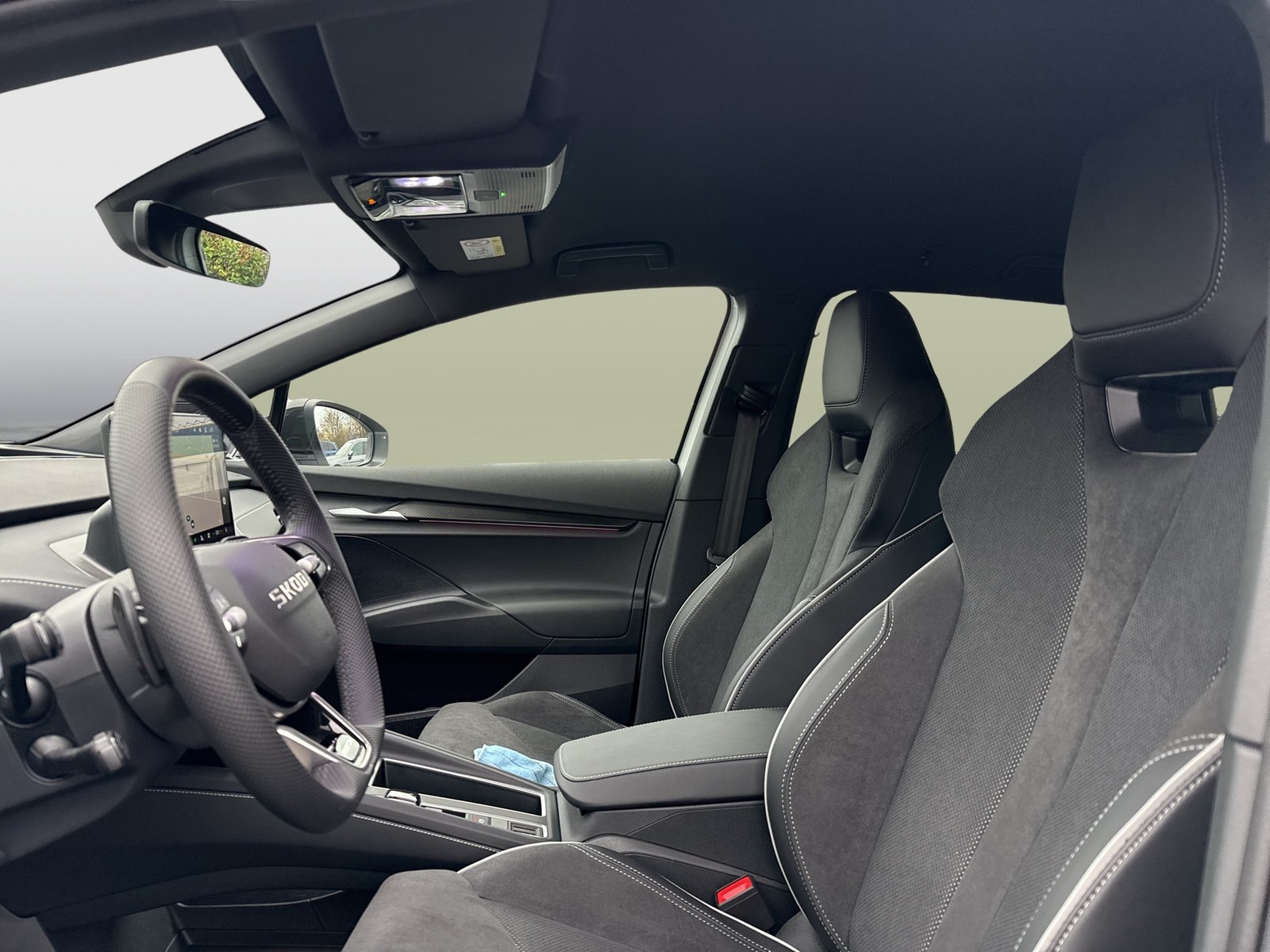 Skoda Elroq 85 Sportline AHK ACC HuD NAV 360 Grad