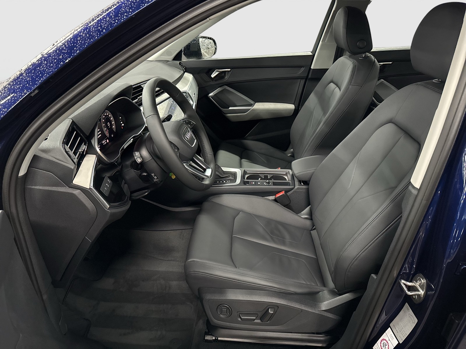 Audi Q3 35 PANO KAMERA ALU18 eKLAPPE NAVI+ SITZHEIZ.