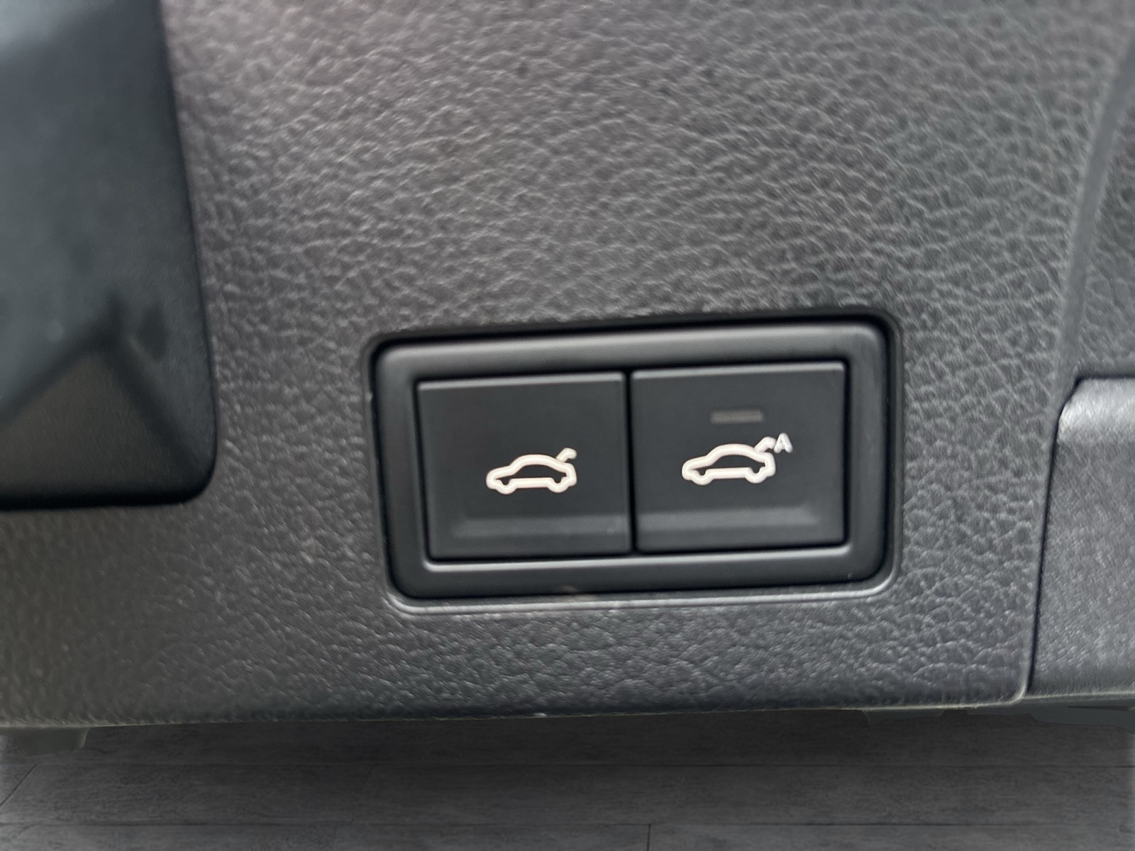 Volkswagen Arteon 2.0 R-Line ALU19 LEDER PANO SOUND 4X4