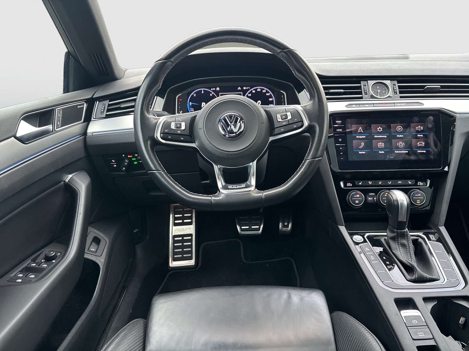 Volkswagen Arteon 2.0 R-Line ALU19 LEDER PANO SOUND 4X4