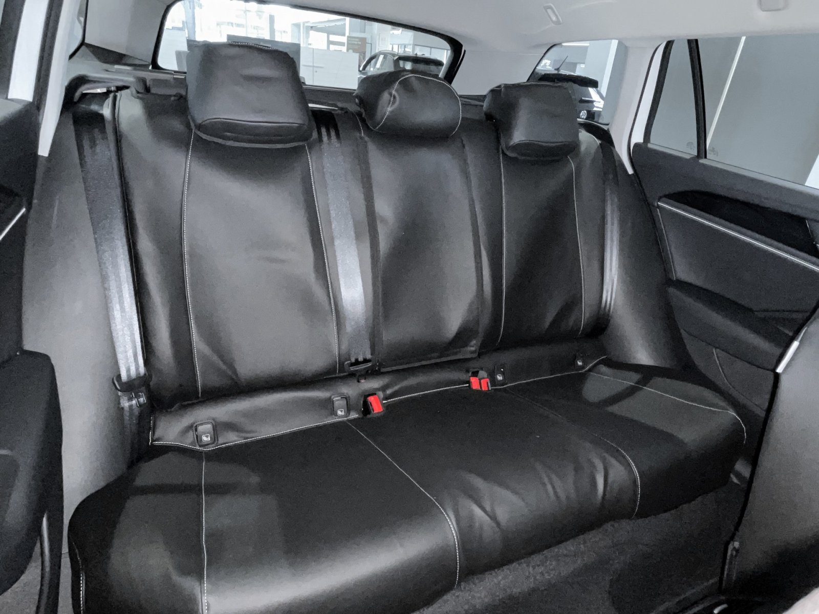 Volkswagen Passat Variant eHYBRID TAXI | MIETWAGEN REUSS