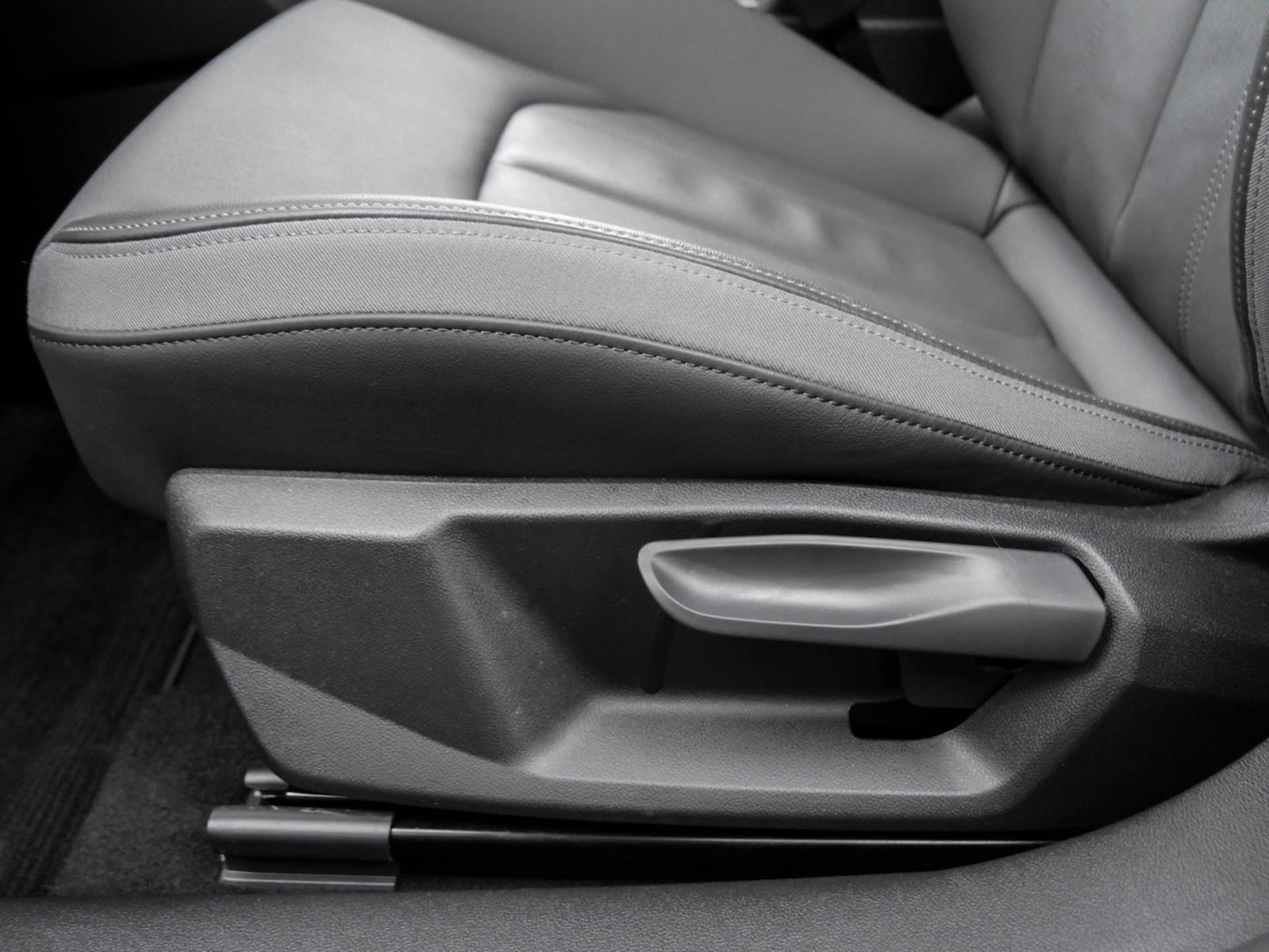 Audi A1 Sportback 30 S LINE BLACKPAK ACC LM17 NAVI+