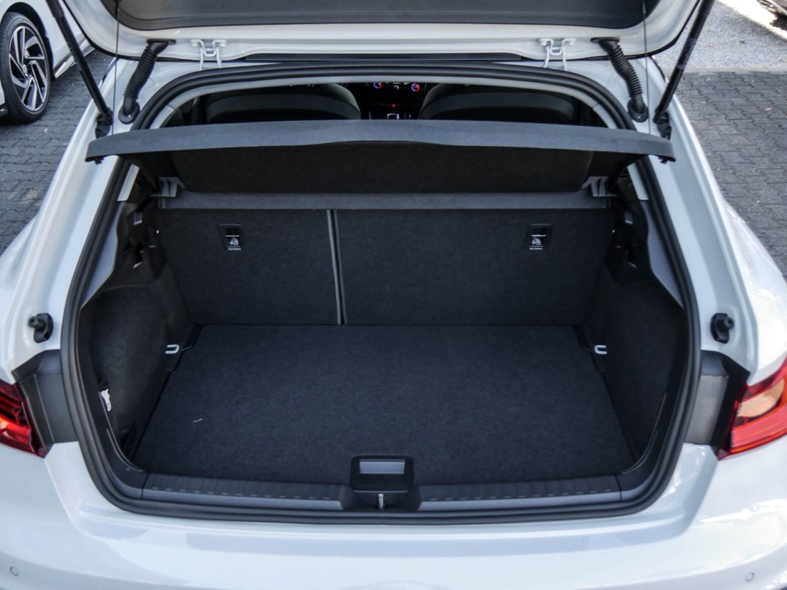 Audi A1 Sportback 30 S LINE BLACKPAK ACC LM17 NAVI+