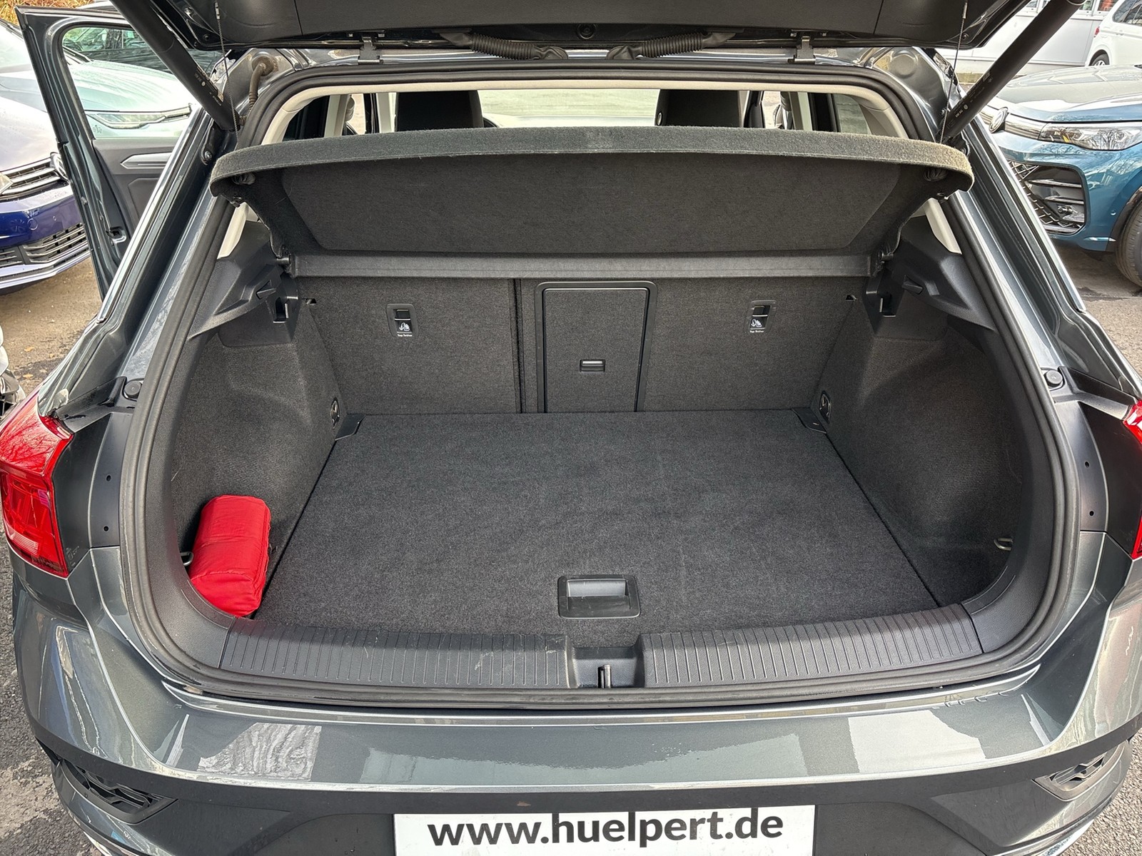 Volkswagen T-Roc 2.0 ACTIVE ACC ALU17 eKLAPPE NAVI SITZHEIZ