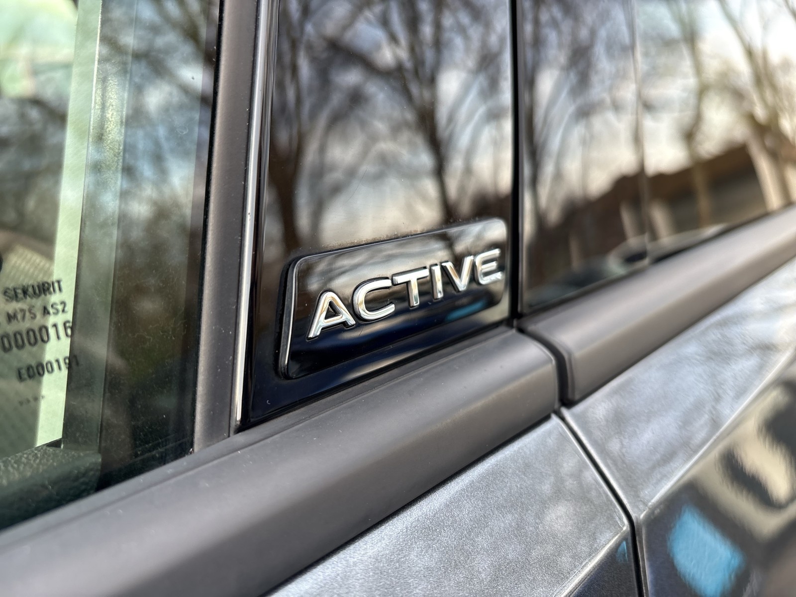 Volkswagen T-Roc 2.0 ACTIVE ACC ALU17 eKLAPPE NAVI SITZHEIZ