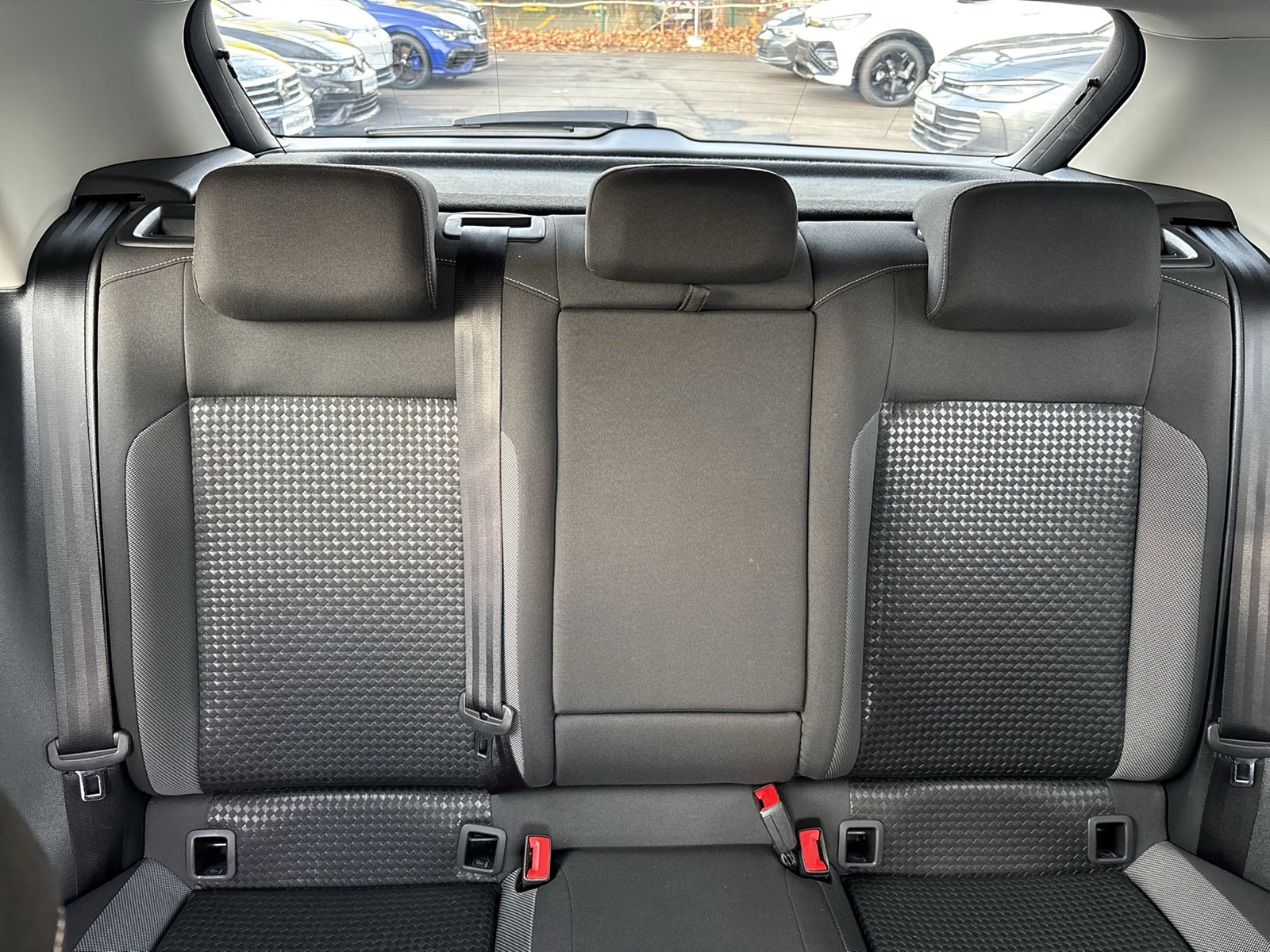 Volkswagen T-Roc 2.0 ACTIVE ACC ALU17 eKLAPPE NAVI SITZHEIZ