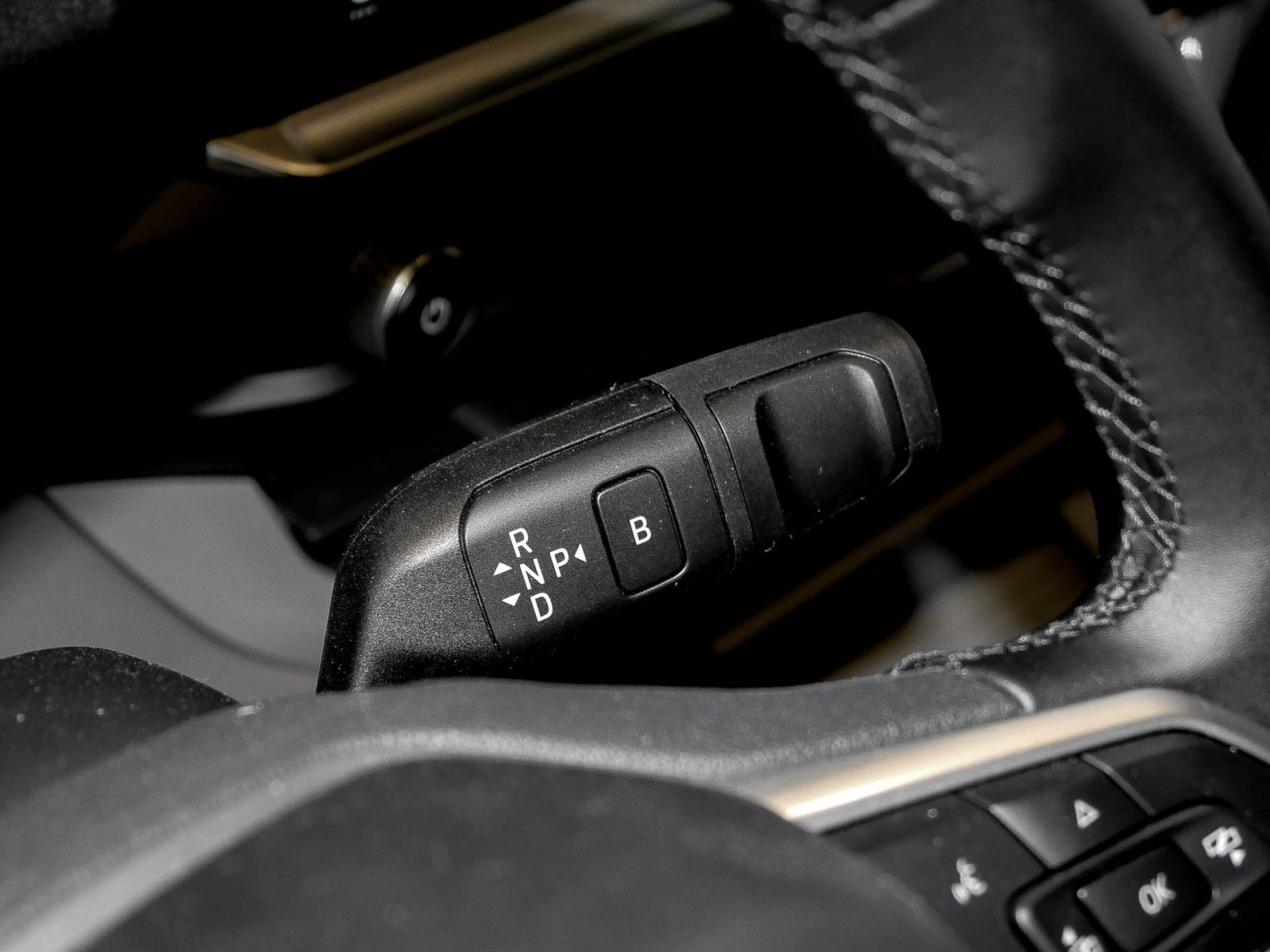 Volkswagen T7 Caravelle PANAMERICANA LED PANO AHK LM19