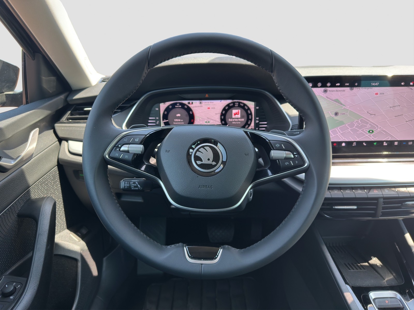 Skoda Octavia Combi 1.5 e-TEC SELECTION CAM ACC NAVI