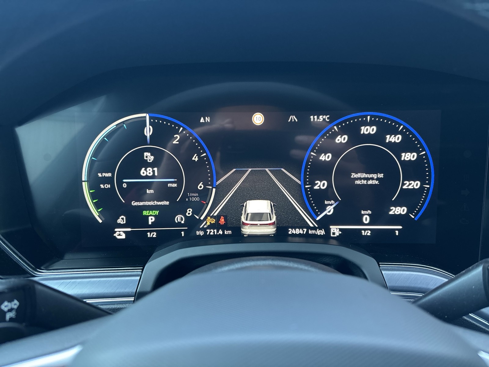 Volkswagen Touareg HYBRID R NEUESMODELL PANO AHK 360CAM 21Z