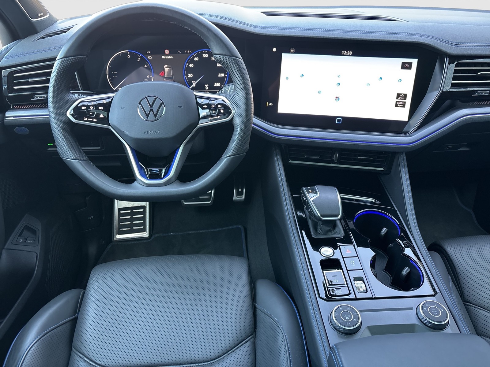 Volkswagen Touareg HYBRID R NEUESMODELL PANO AHK 360CAM 21Z