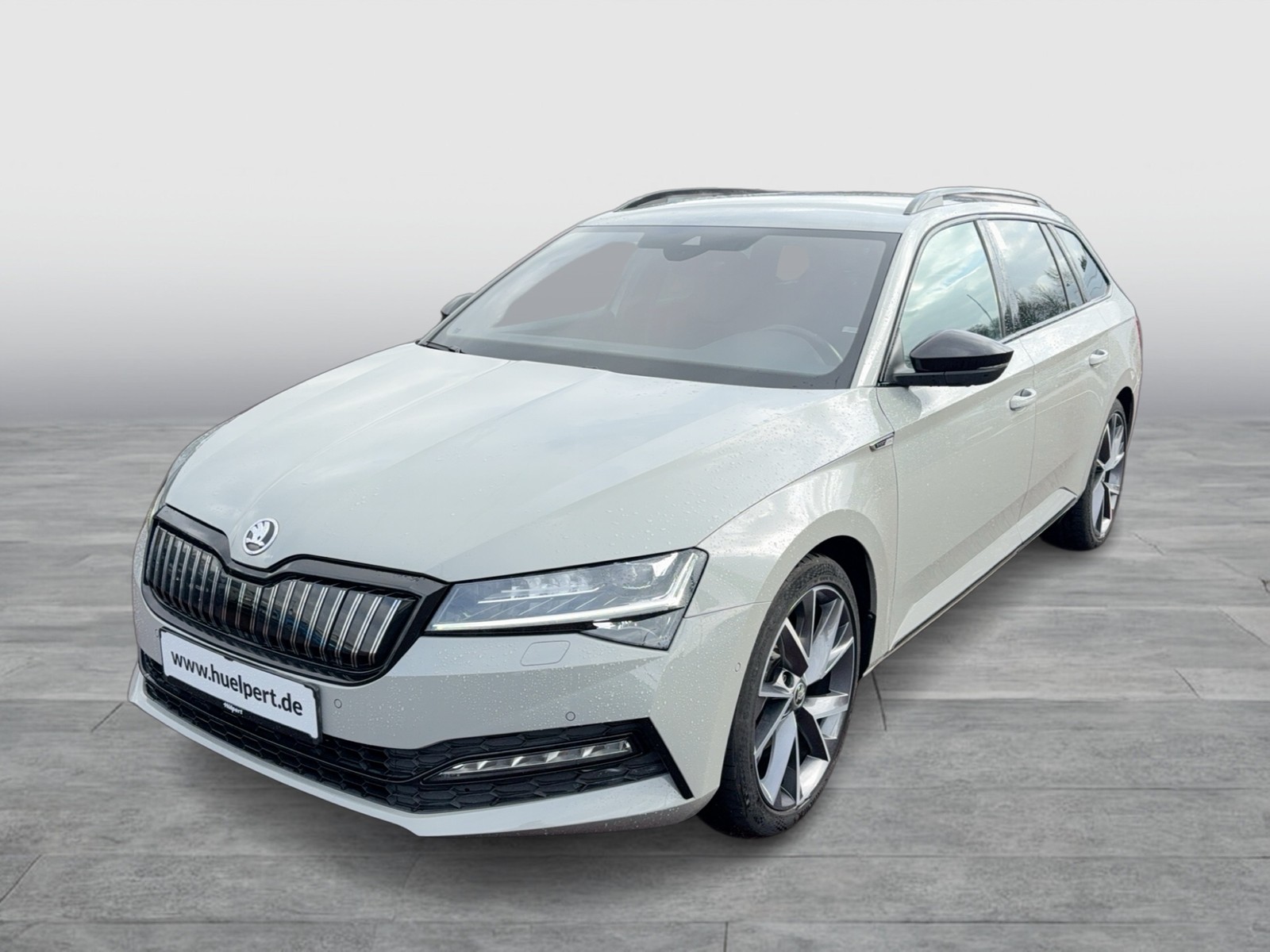 Skoda Superb Combi 1.4iV SPORTLINE STANDHZ 360CAM LM19
