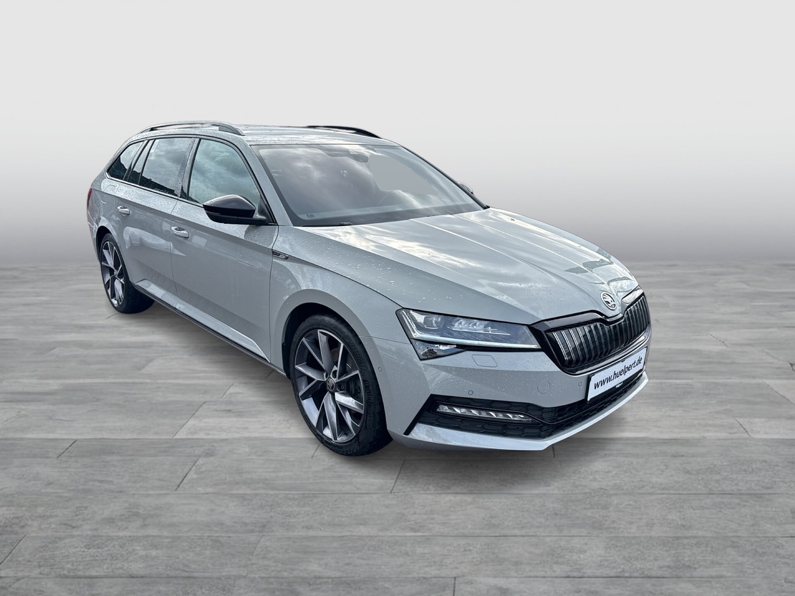 Skoda Superb Combi 1.4iV SPORTLINE STANDHZ 360CAM LM19