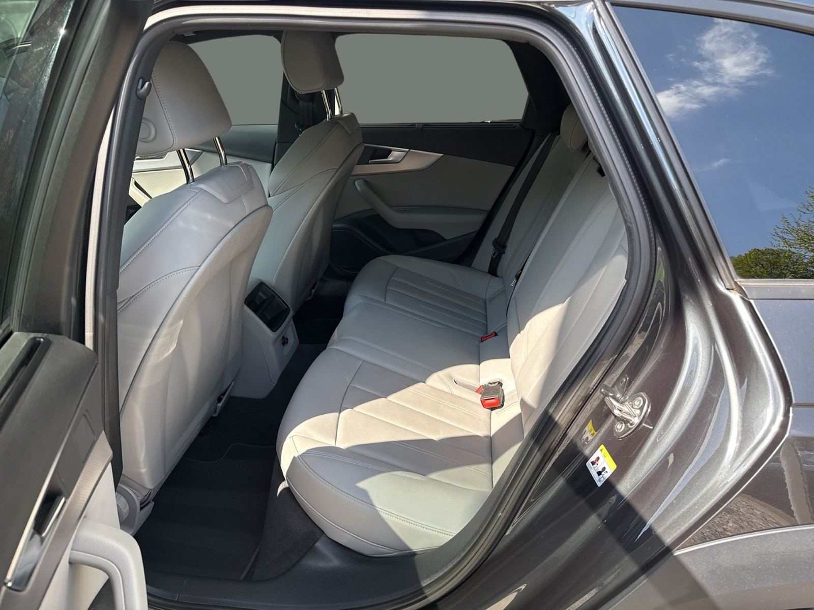 Audi A4 Allroad 45 Qu. AHK KAMERA ALU19 eKLAPPE NAVI+