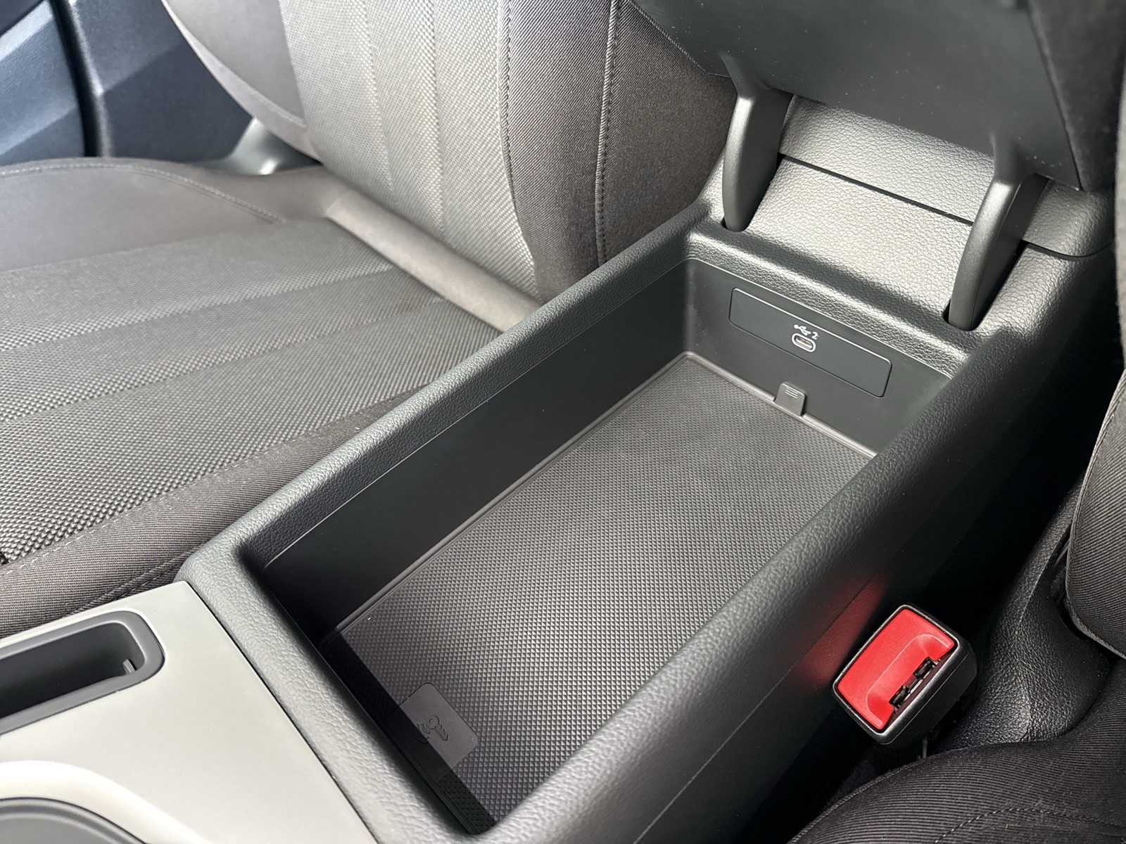 Audi A4 Avant 35 eKLAPPE NAVI+ SITZHEIZ. TEMPOMAT