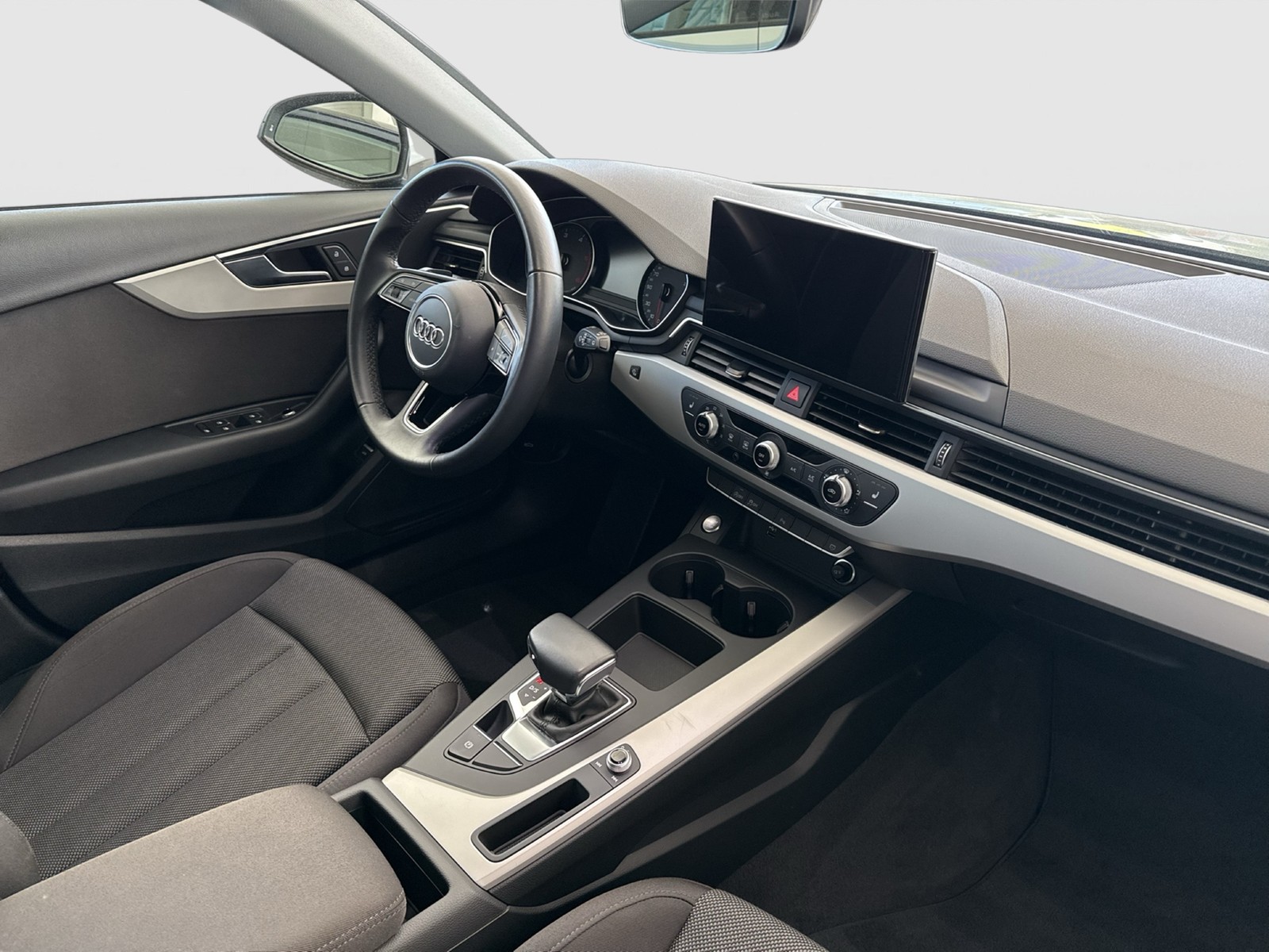Audi A4 Avant 35 eKLAPPE NAVI+ SITZHEIZ. TEMPOMAT