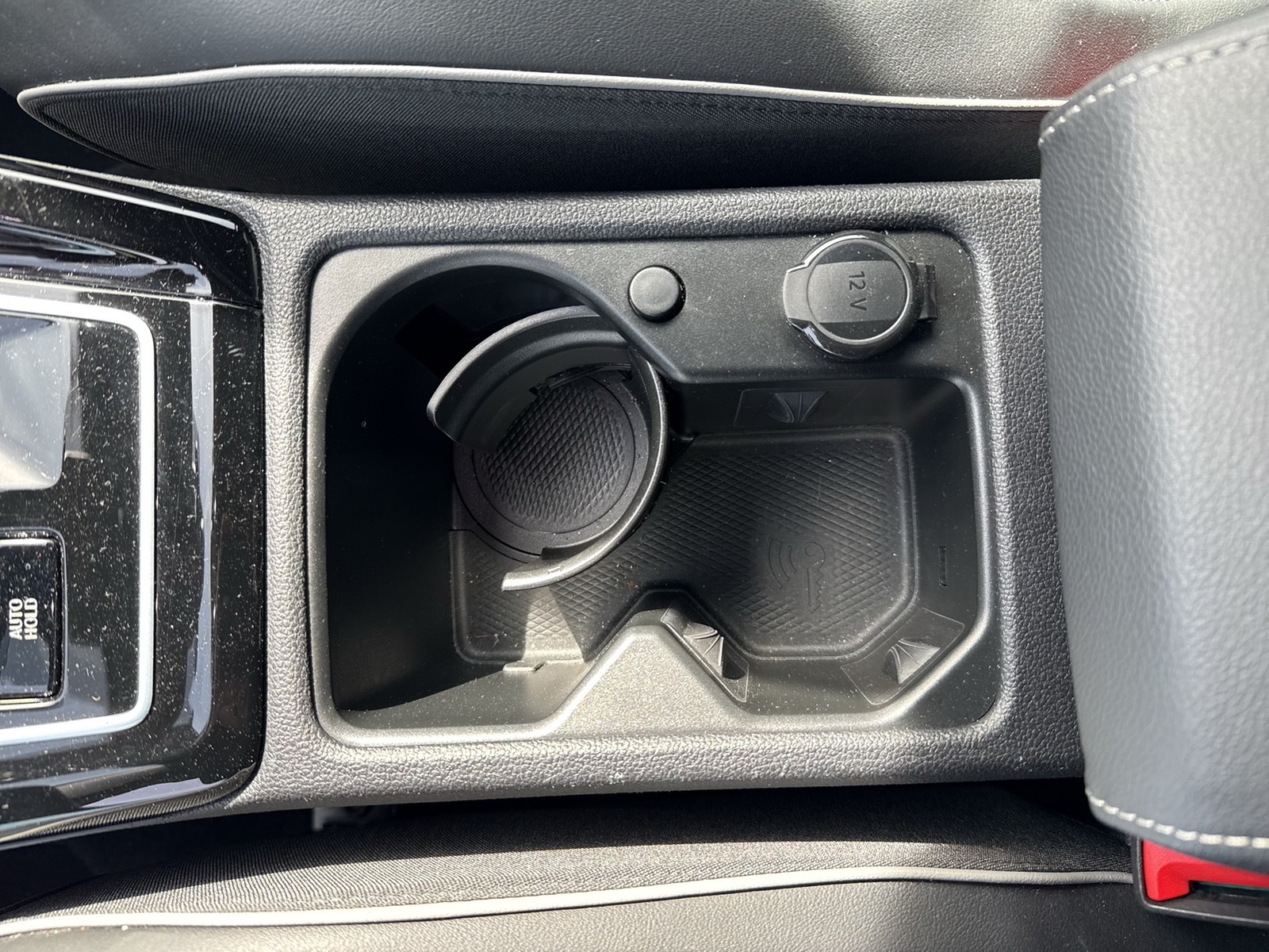 Volkswagen Golf 1.5 eTSI R-LINE KAMERA ACC ALU18 CARPLAY
