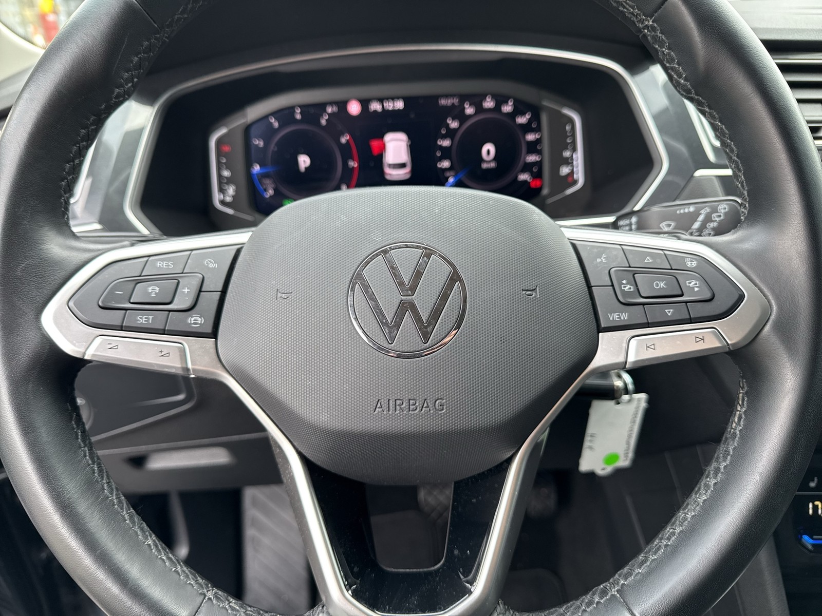 Volkswagen Tiguan 1.5 ELEGANCE ACC LM18 EKLAPPE NAVI SITZHZ