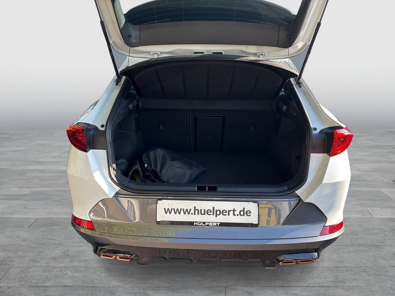 Cupra Formentor 1.4 HYBRID BEATS CAM ACC LM18 NAVI