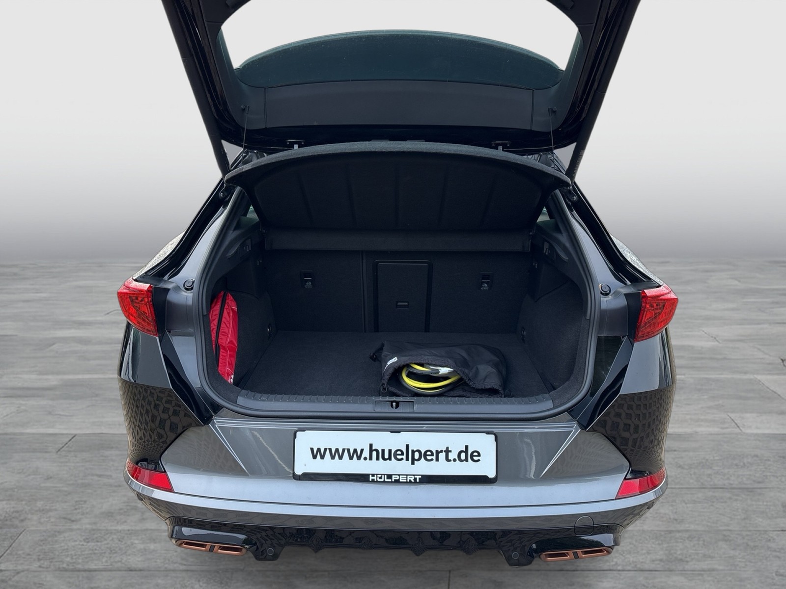 Cupra Formentor 1.4 HYBRID VZ LEDER AHK CAM ACC LM19