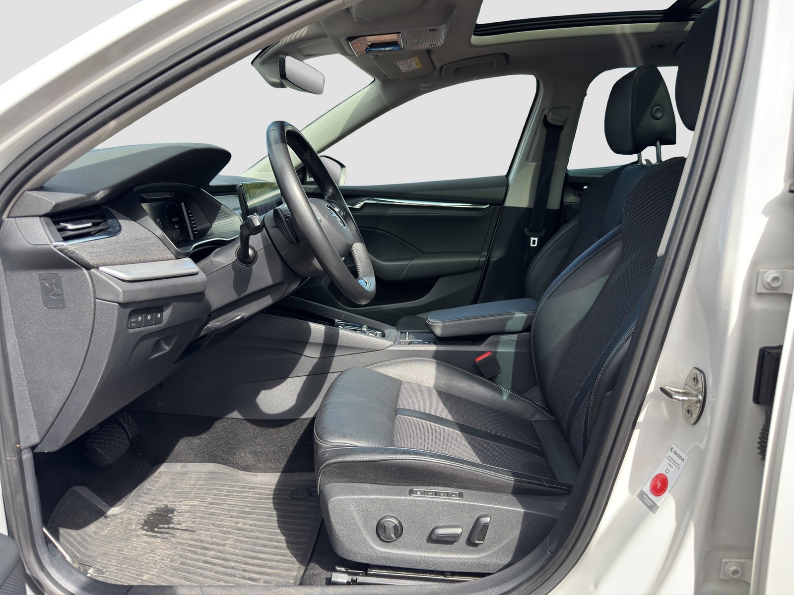 Skoda Octavia Combi 2.0 STYLE STANDHZ. PANO CAM LM18