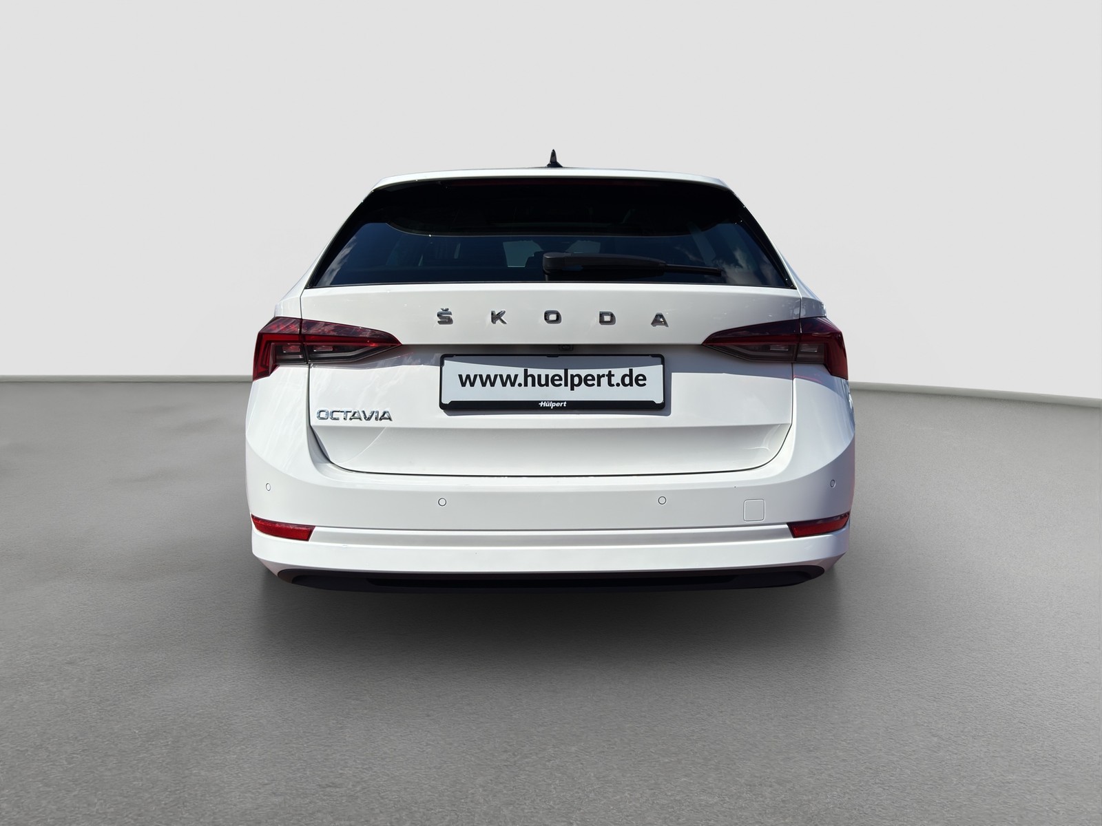 Skoda Octavia Combi 2.0 STYLE STANDHZ. PANO CAM LM18