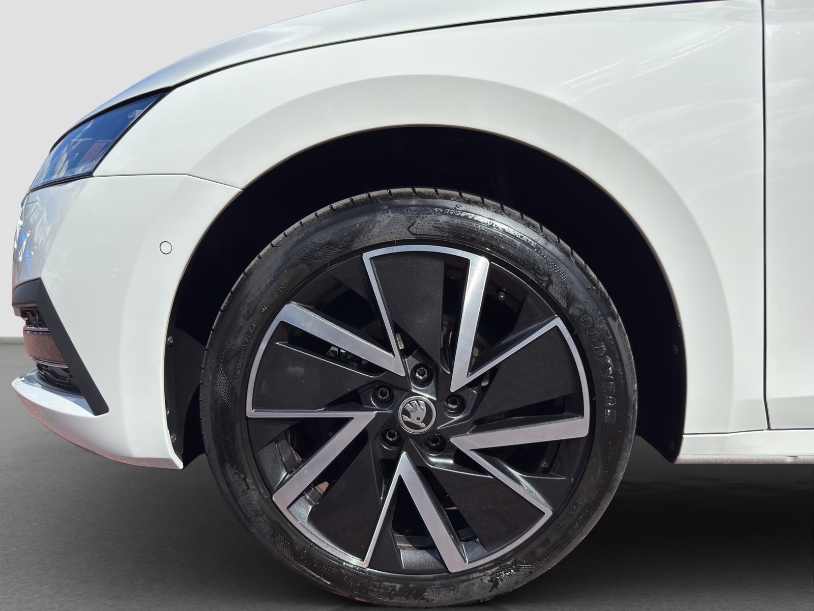 Skoda Octavia Combi 2.0 STYLE STANDHZ. PANO CAM LM18