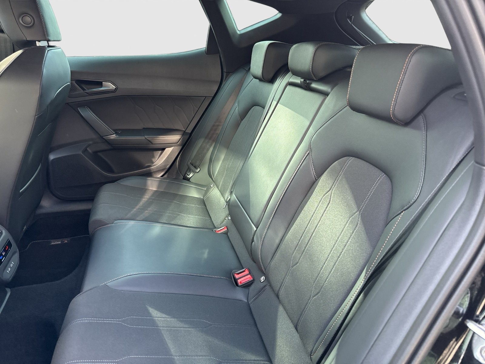 Cupra Formentor 1.4 HYBRID BEATS CAM ACC LM18 NAVI