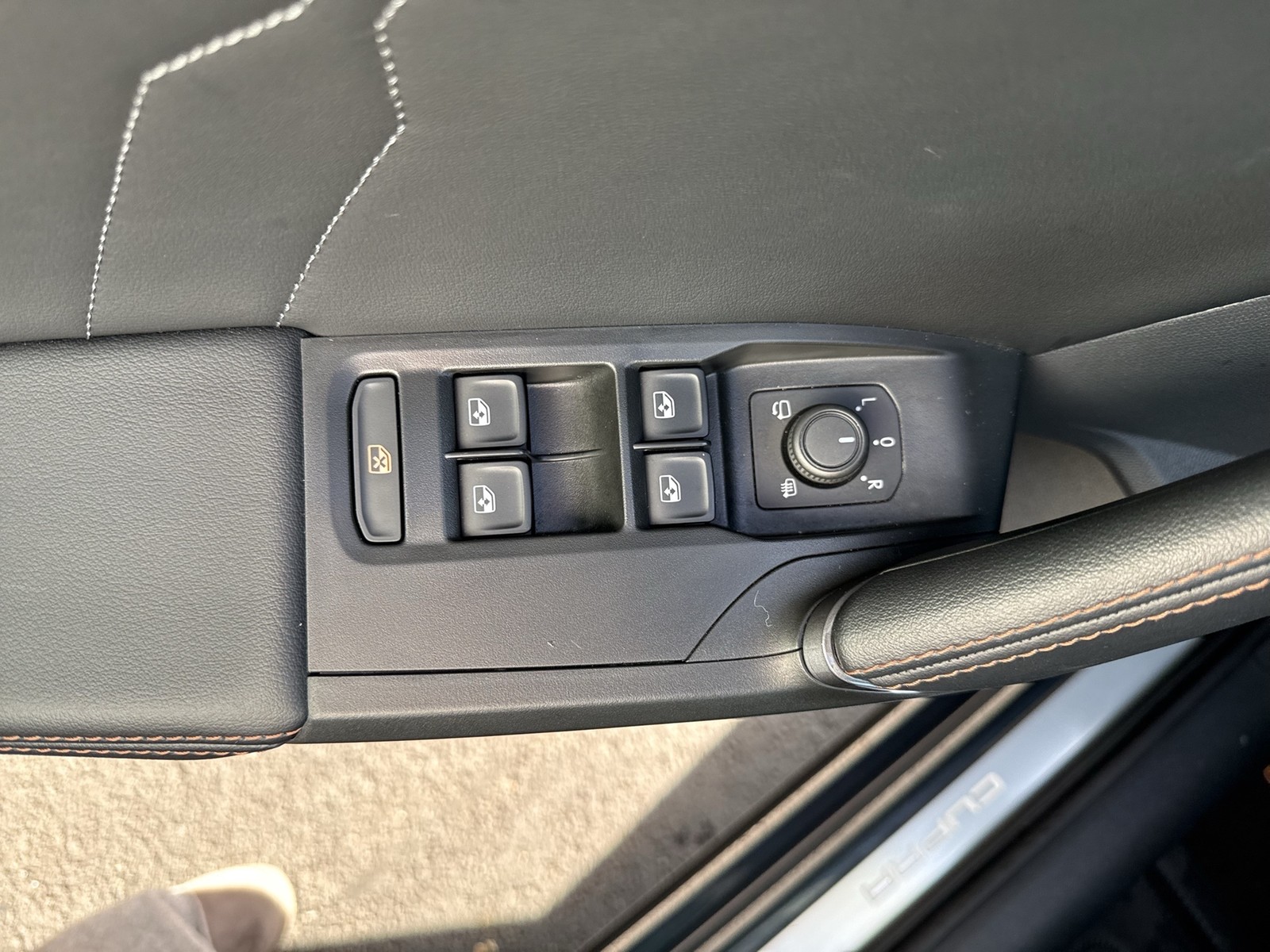 Cupra Formentor 1.5 ACC LM18 NAVI CARPLAY SITZHEIZUNG