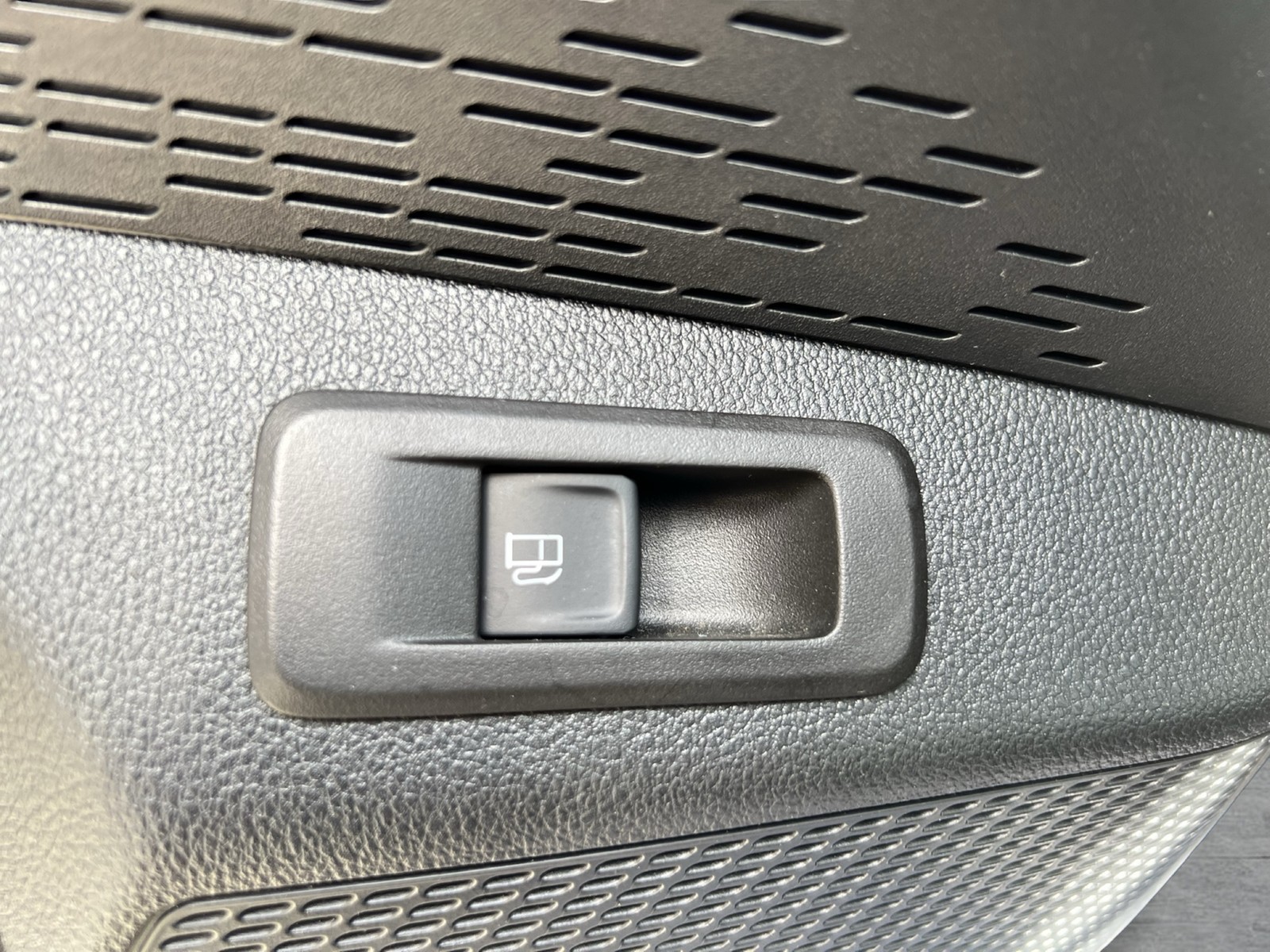 Skoda Octavia Combi 1.4 iV LM17 CARPLAY SITZHEIZUNG