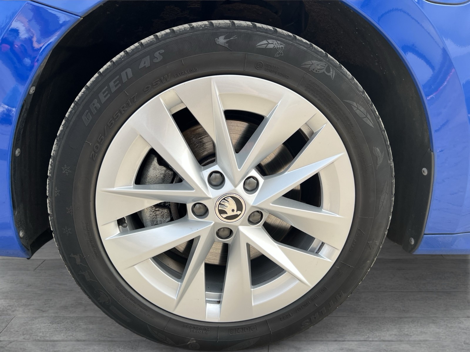 Skoda Octavia Combi 1.4 iV LM17 CARPLAY SITZHEIZUNG