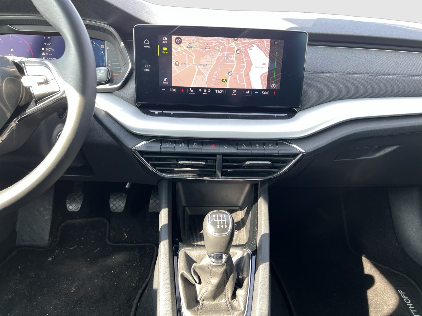 Skoda Octavia Combi 2.0 STYLE AHK CAM ACC HEAD-UP NAVI