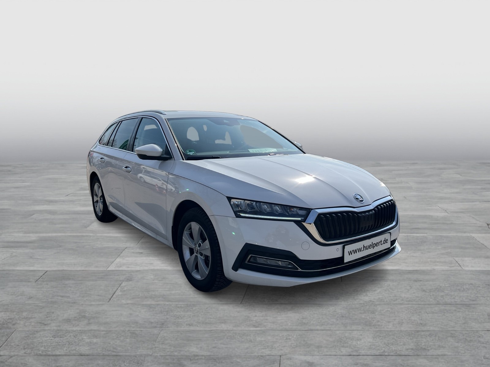 Skoda Octavia Combi 2.0 STYLE AHK CAM ACC HEAD-UP NAVI