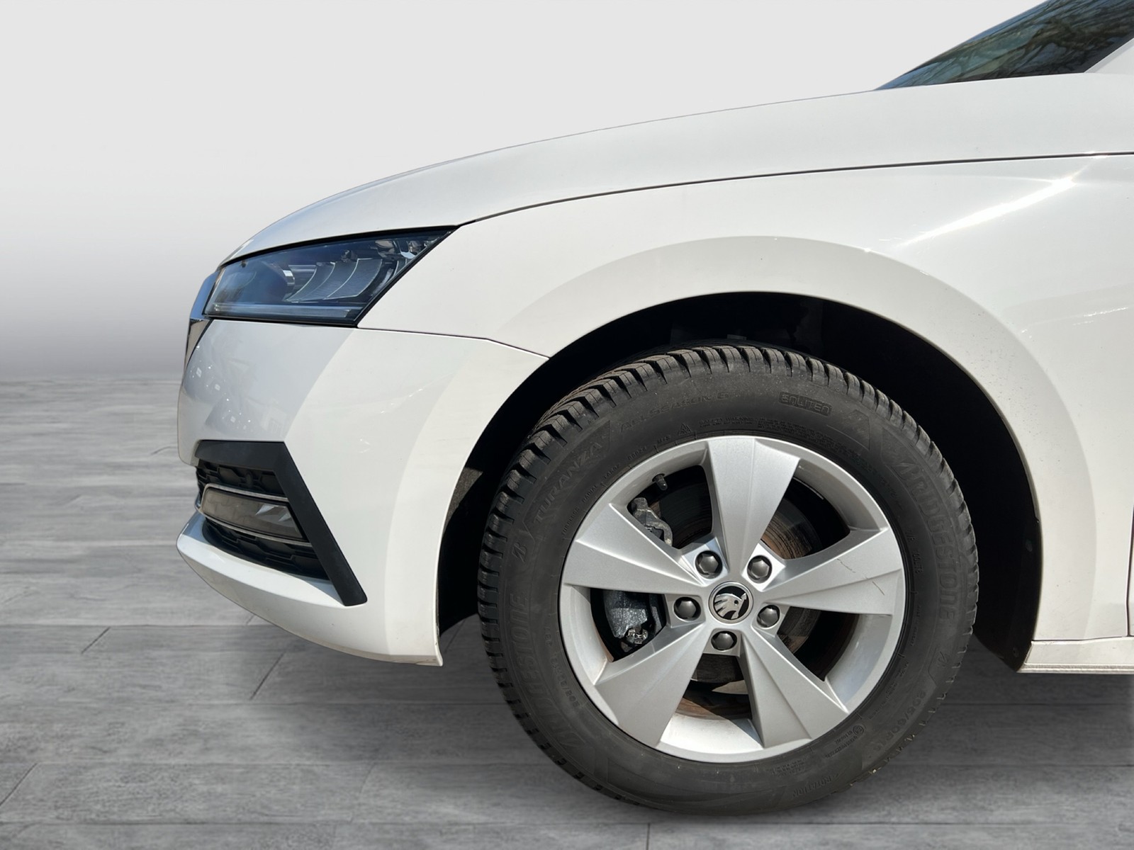 Skoda Octavia Combi 2.0 STYLE AHK CAM ACC HEAD-UP NAVI