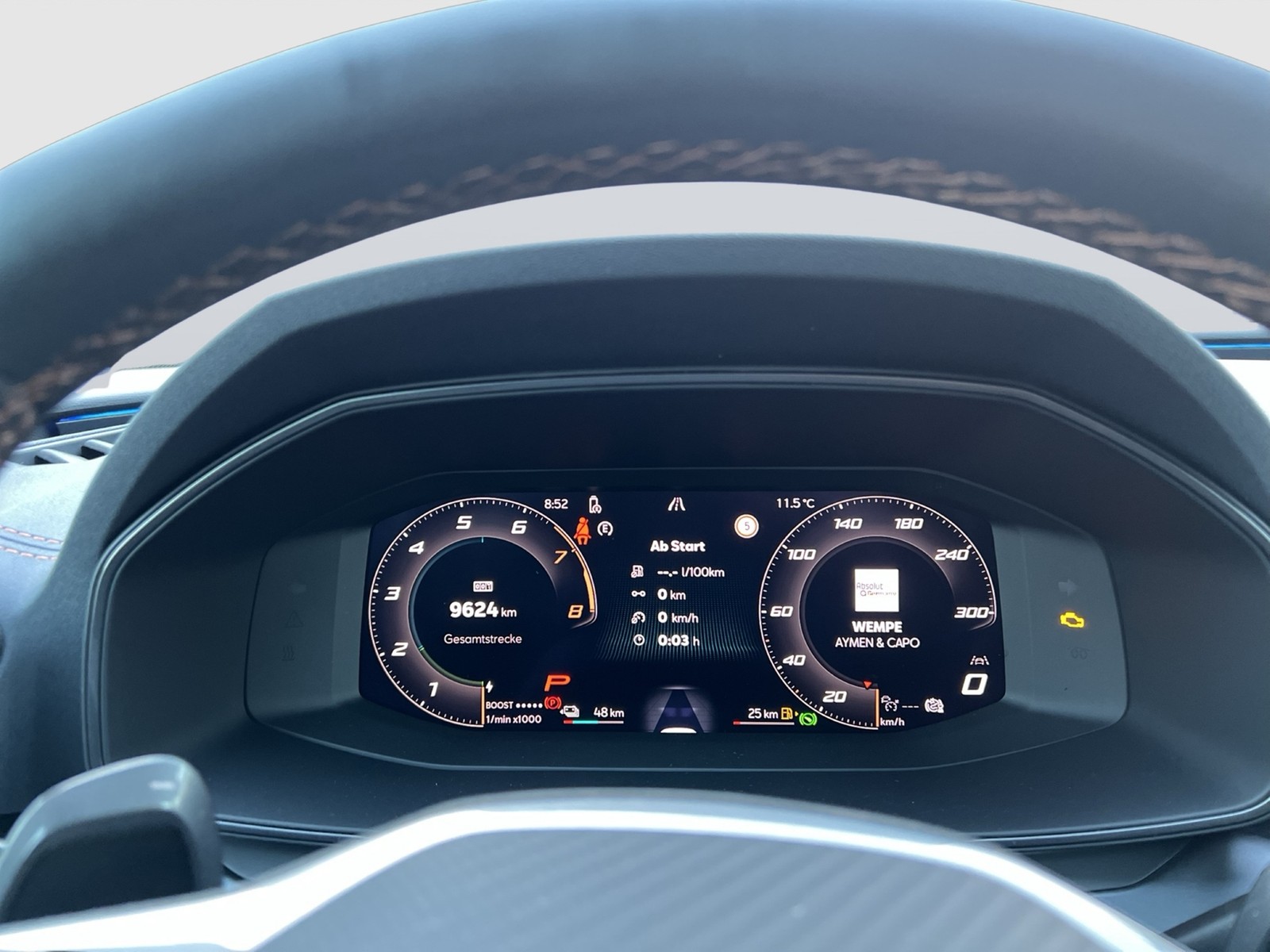 Cupra Leon ST 1.5 HYBRID VZ LEDER AHK CAM ACC LM19 NAVI