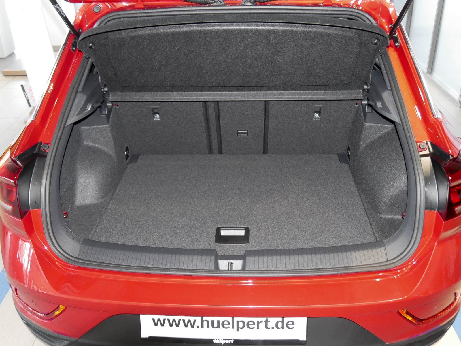 Volkswagen T-Roc 1.5 GOAL DSG LED+ NAVI ALU18 AHK